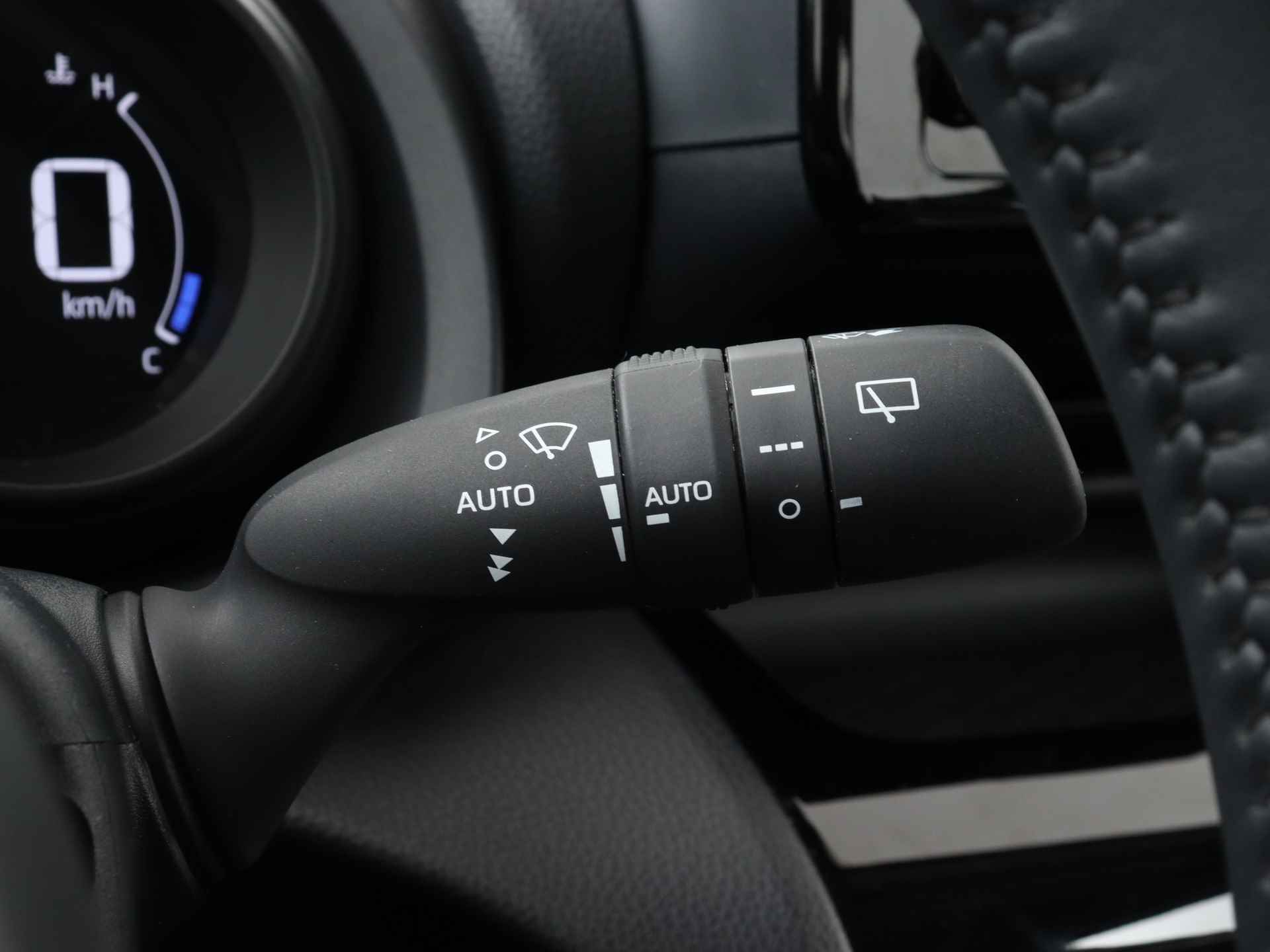 Toyota Yaris Cross 1.5 Hybrid Active Limited | Apple CarPlay / Android Auto | Adaptive Cruise Control | - 25/42