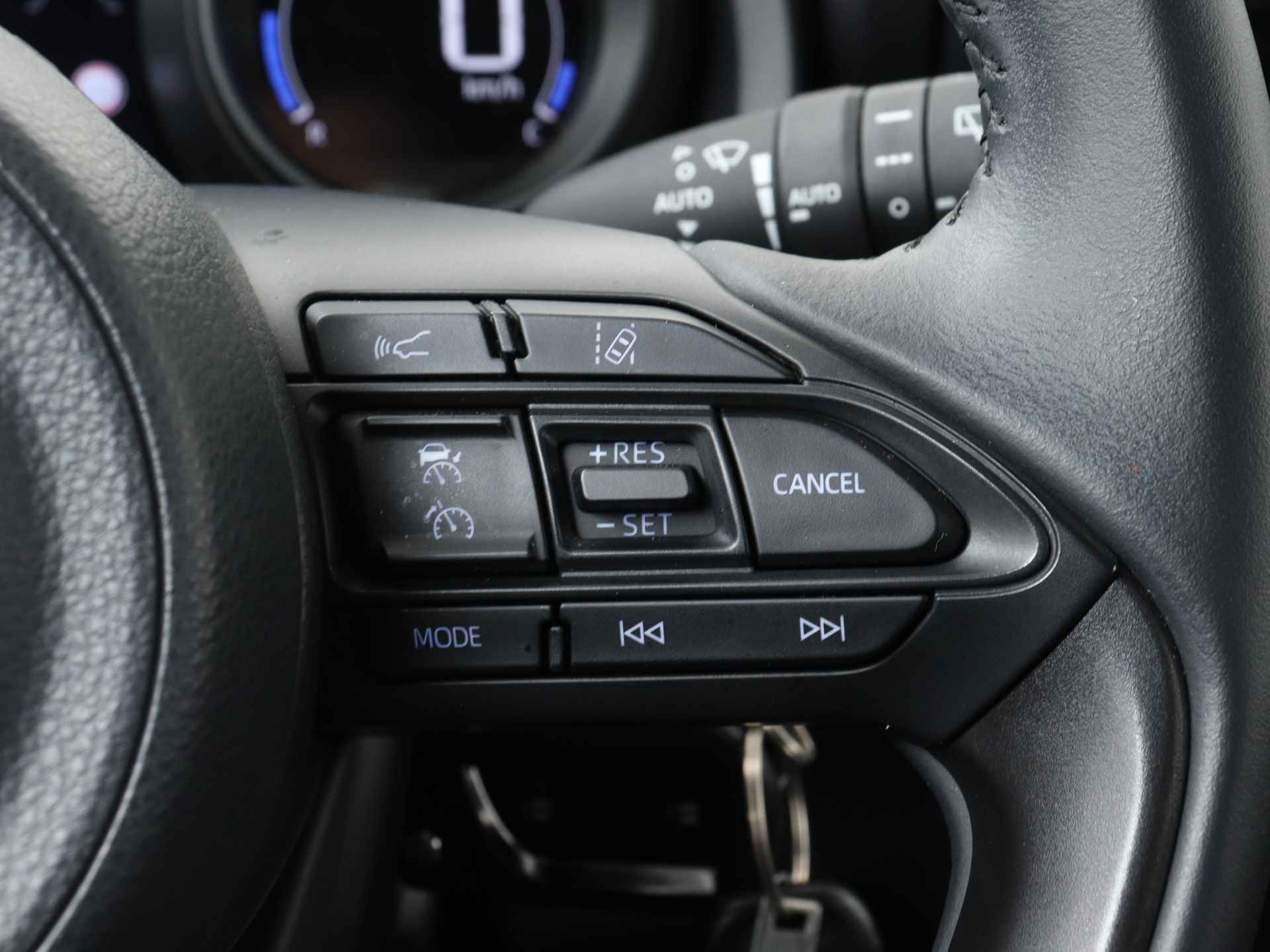 Toyota Yaris Cross 1.5 Hybrid Active Limited | Apple CarPlay / Android Auto | Adaptive Cruise Control | - 26/42