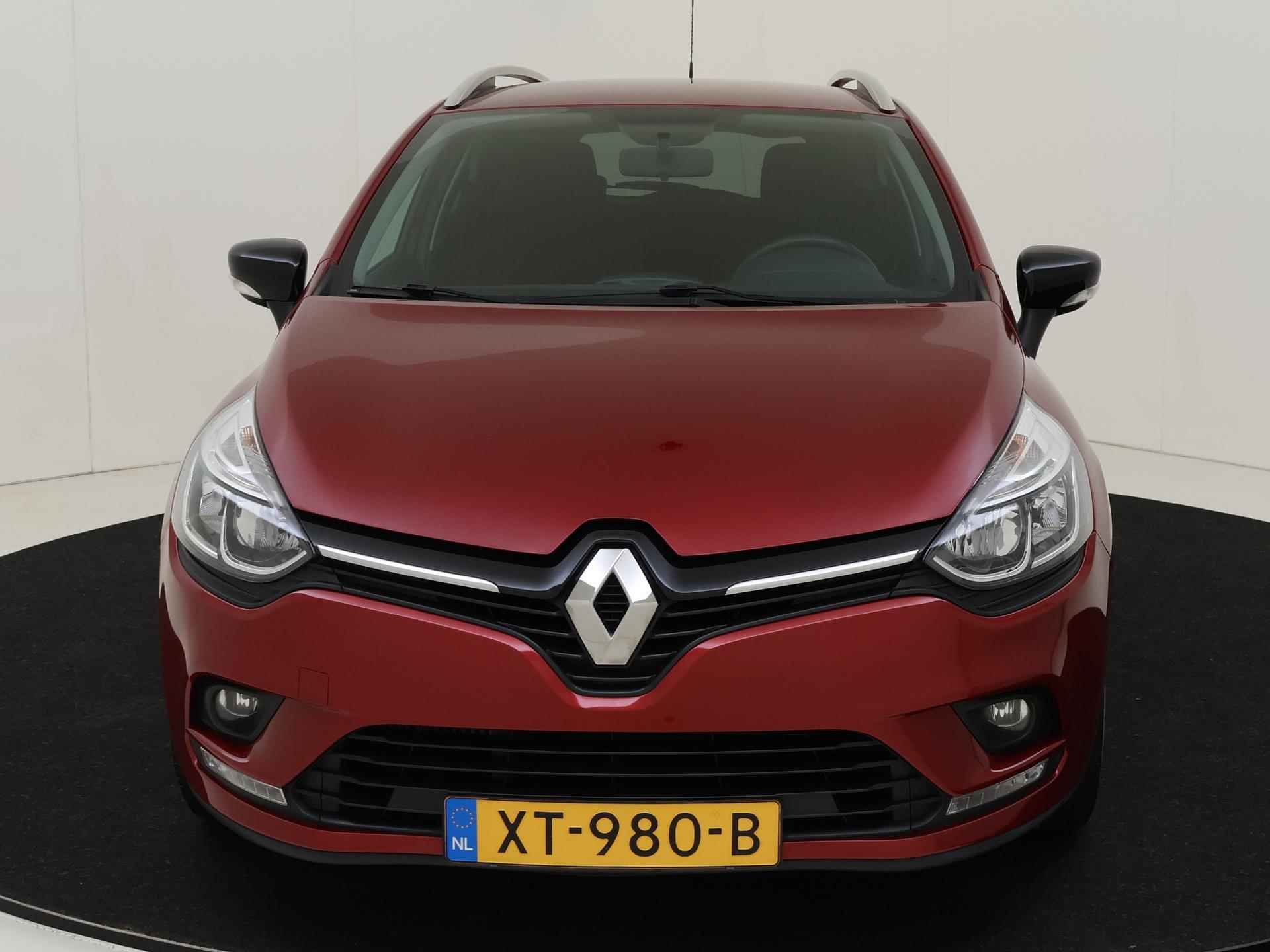 Renault Clio Estate 0.9 - 90PK TCe Limited - 9/27