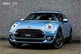 MINI Clubman 1.5 Cooper Aut. | Navigatie | Carplay | Half Leder | Head-Up | LED | PDC | 17"LM | Electric Blue