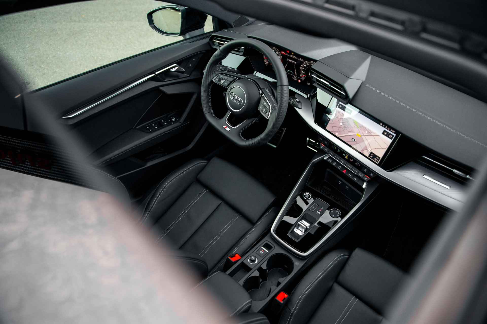 Audi A3 Limousine 35 TFSI 150 pk S edition | Sonos | Adaptive cruise | 19" - 11/22
