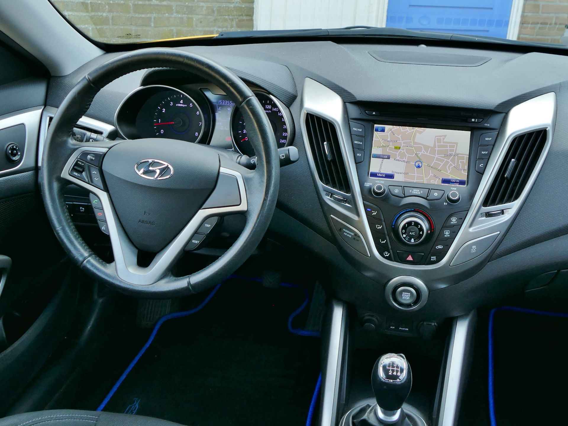 Hyundai Veloster 1.6 GDI | navigatie | achteruitrijcamera | all-season-banden - 7/43