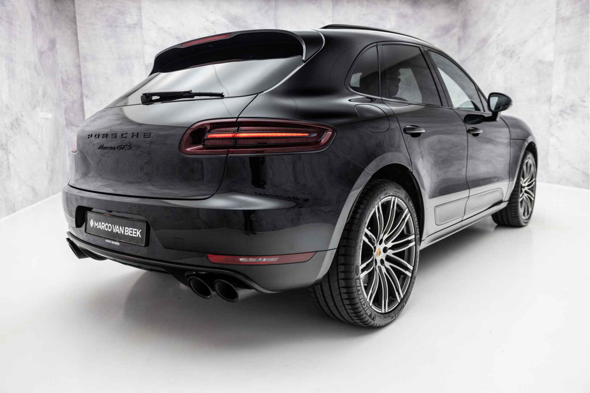 Porsche Macan 3.0 GTS | Pano | Sport Design | Luchtvering | PDLS+ - 2/47