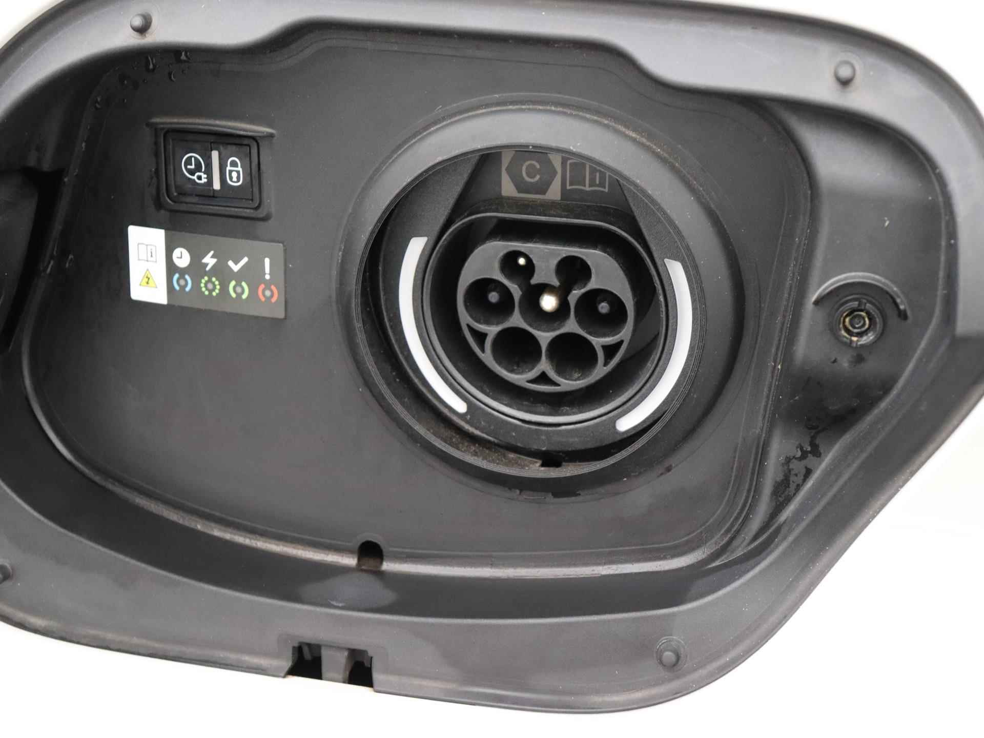 Peugeot 308 SW HYbrid GT 225pk Automaat | Navigatie | Dodehoek Detectie | Adaptieve Cruise Control | FOCAL Audiosysteem | Elektrisch Bedienbare Achterklep - 10/43