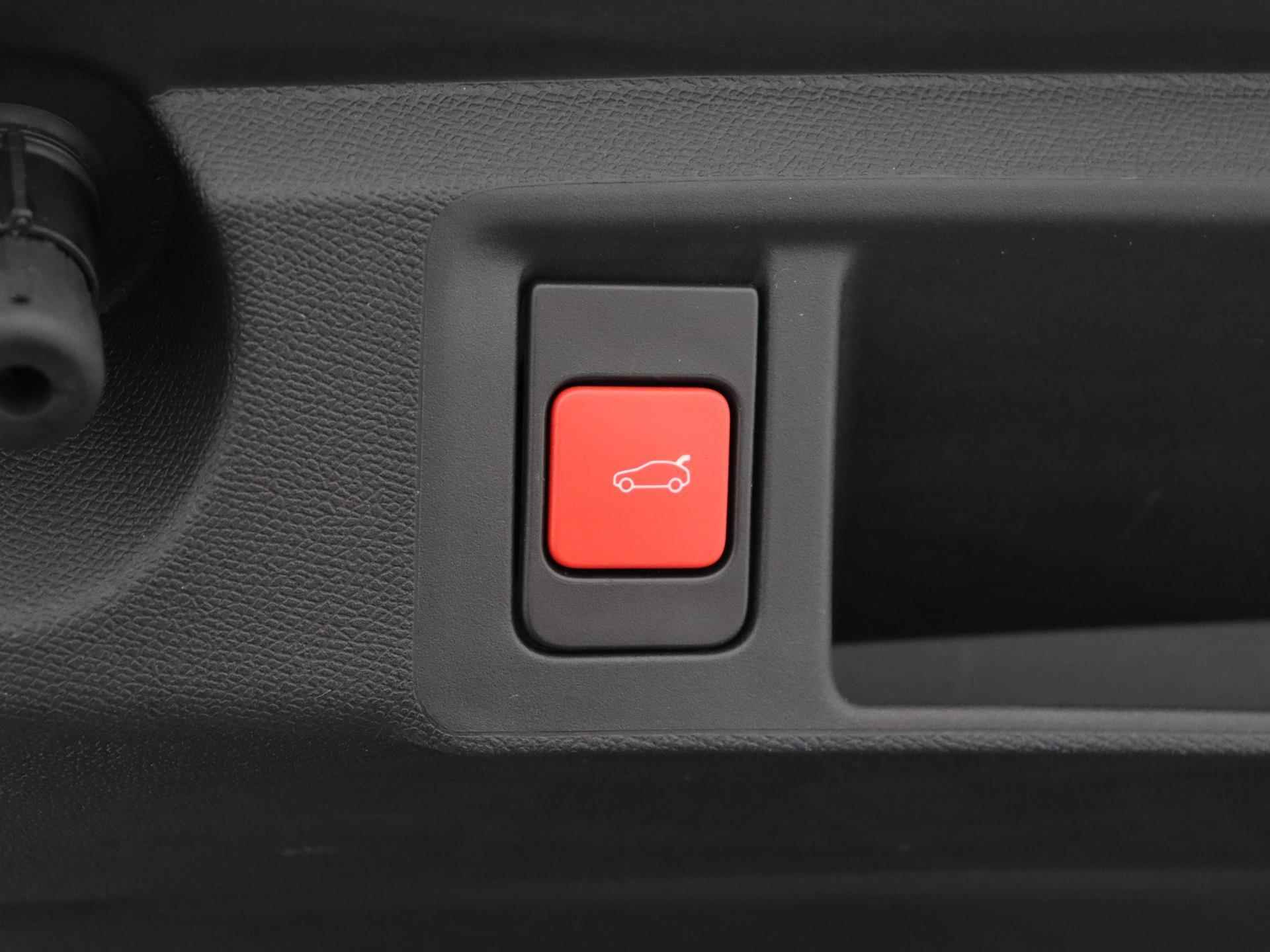 Peugeot 308 SW HYbrid GT 225pk Automaat | Navigatie | Dodehoek Detectie | Adaptieve Cruise Control | FOCAL Audiosysteem | Elektrisch Bedienbare Achterklep - 15/43