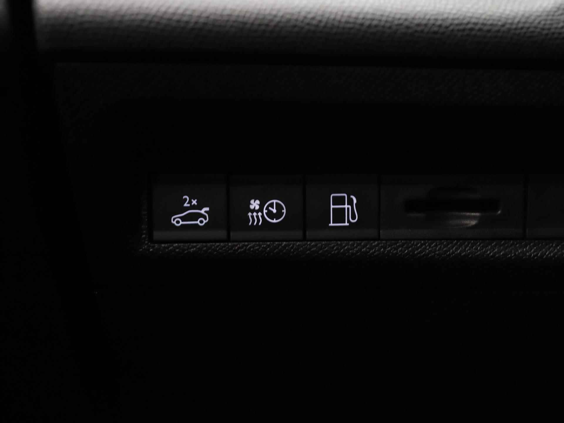 Peugeot 308 SW HYbrid GT 225pk Automaat | Navigatie | Dodehoek Detectie | Adaptieve Cruise Control | FOCAL Audiosysteem | Elektrisch Bedienbare Achterklep - 26/43