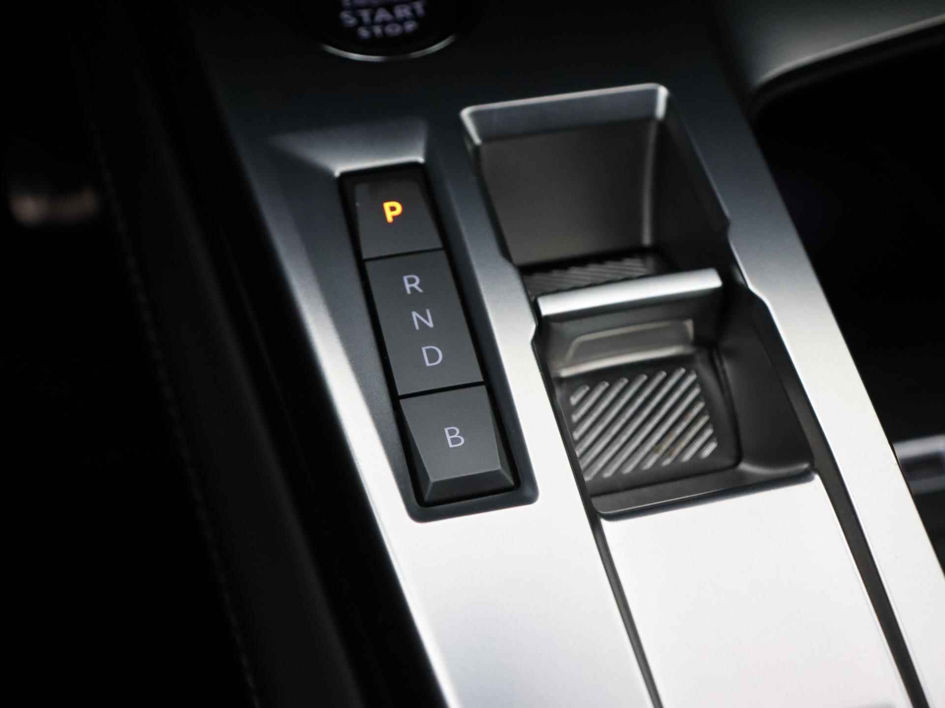 Peugeot 308 SW HYbrid GT 225pk Automaat | Navigatie | Dodehoek Detectie | Adaptieve Cruise Control | FOCAL Audiosysteem | Elektrisch Bedienbare Achterklep - 30/43