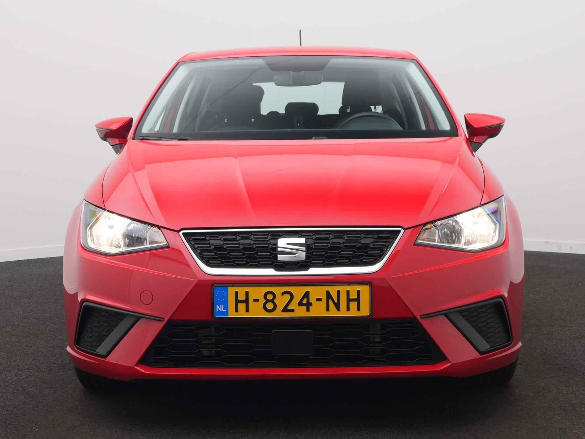 SEAT Ibiza 1.0 TSI Style Clima / Cruise / Navi / Bluetooth - 2/35