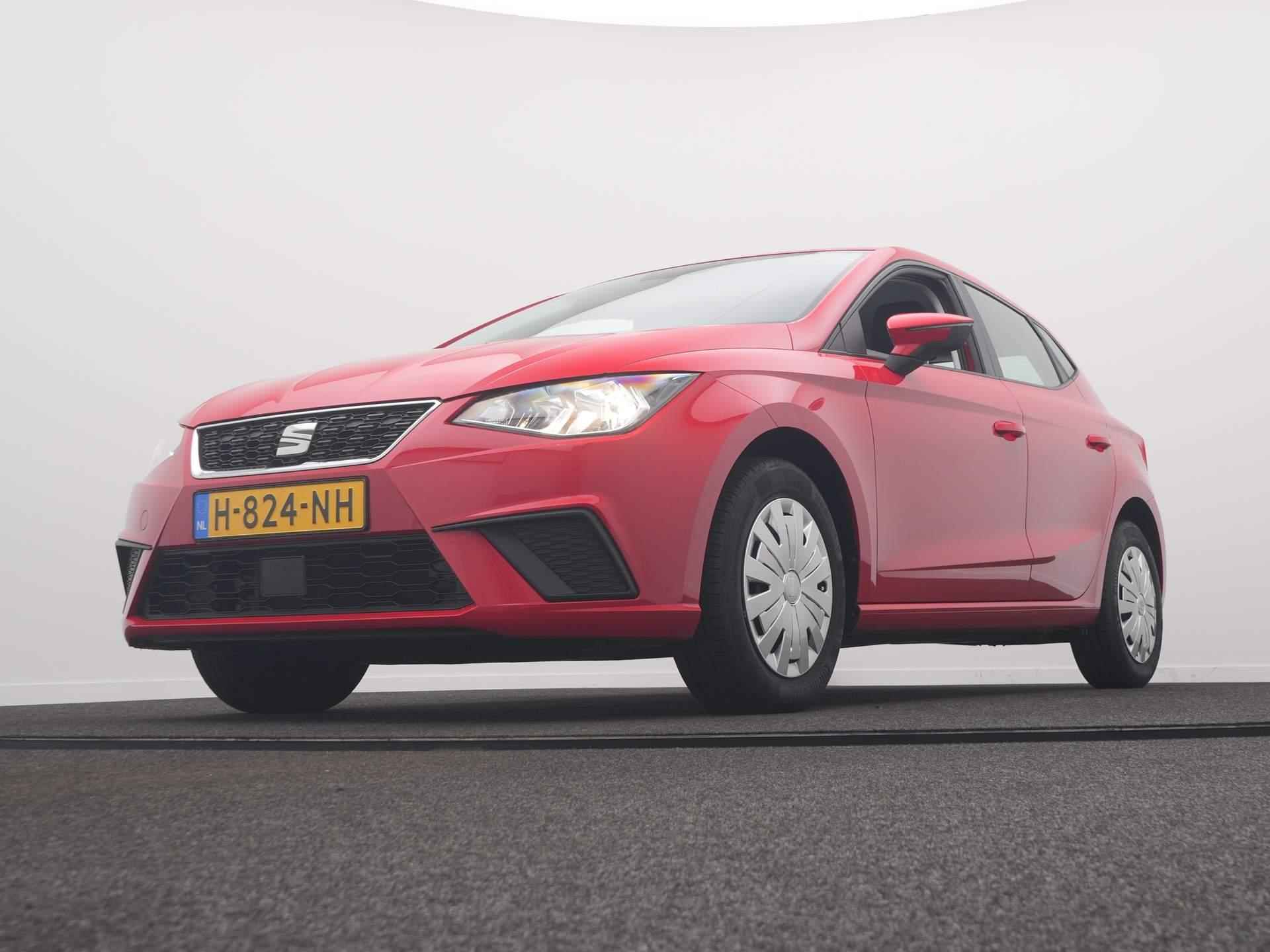 SEAT Ibiza 1.0 TSI Style Clima / Cruise / Navi / Bluetooth - 9/35