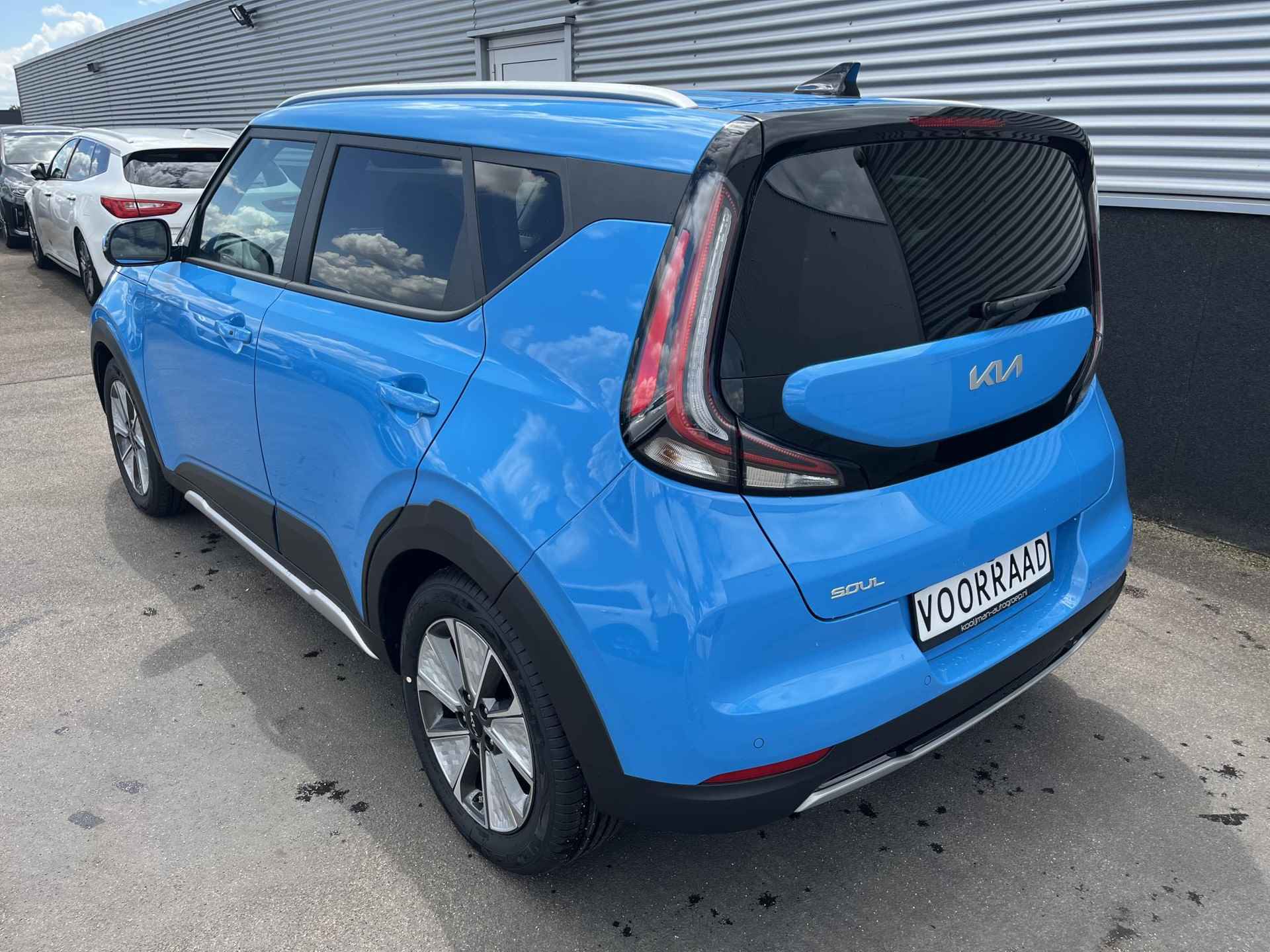 Kia e-Soul ExecutiveLine 64 kWh Nieuw uit voorraad leverbaar! - 14/64