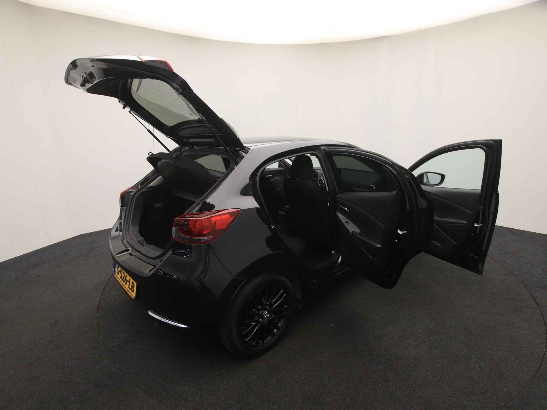 Mazda 2 1.5 Skyactiv-G Sportive met navigatie : dealer onderhouden - 11/46