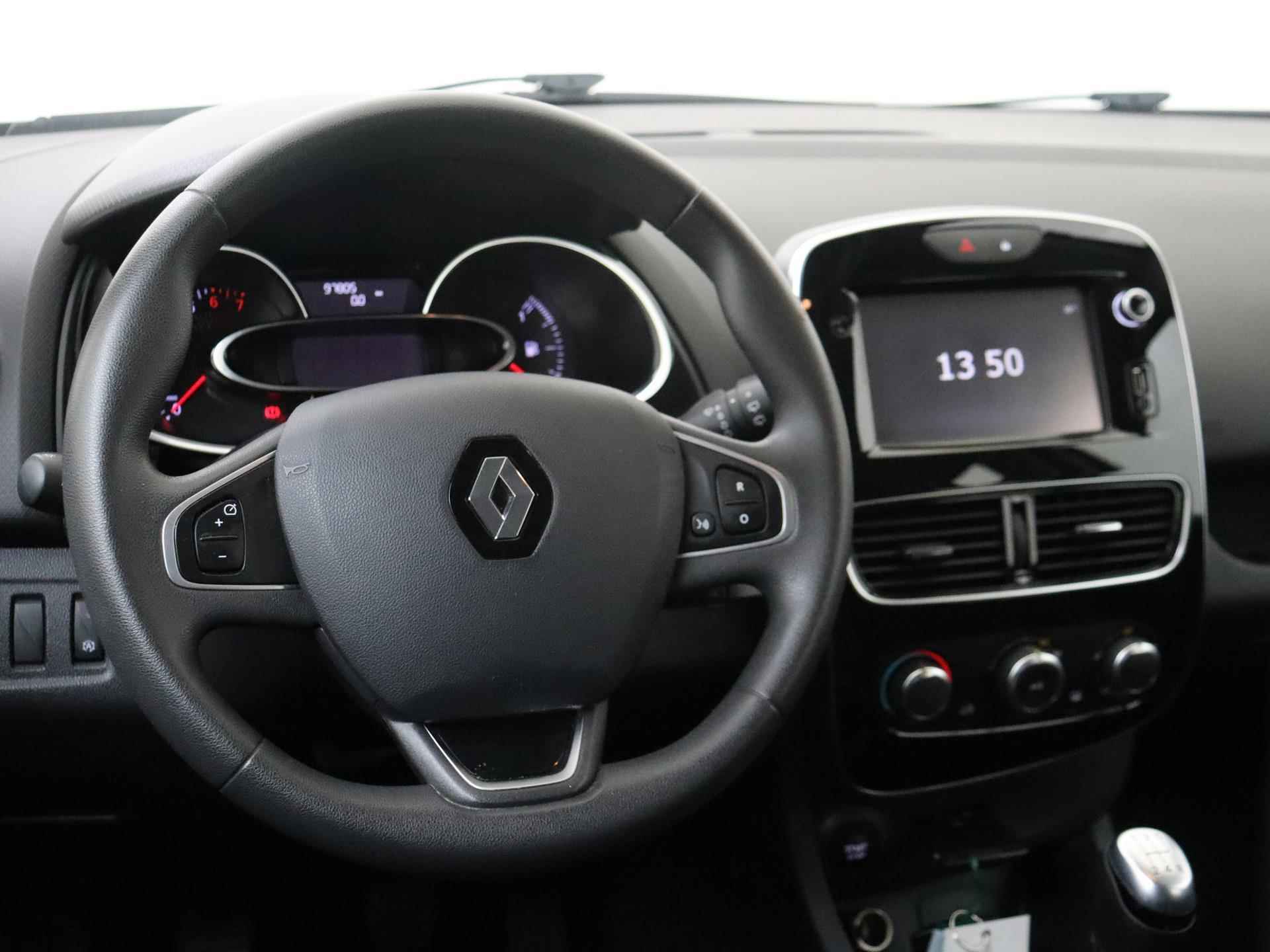 Renault Clio 0.9 TCe 90 PK Zen Navigatie / Airco / Trekhaak / Cruise Control / Parkeersensoren - 12/26