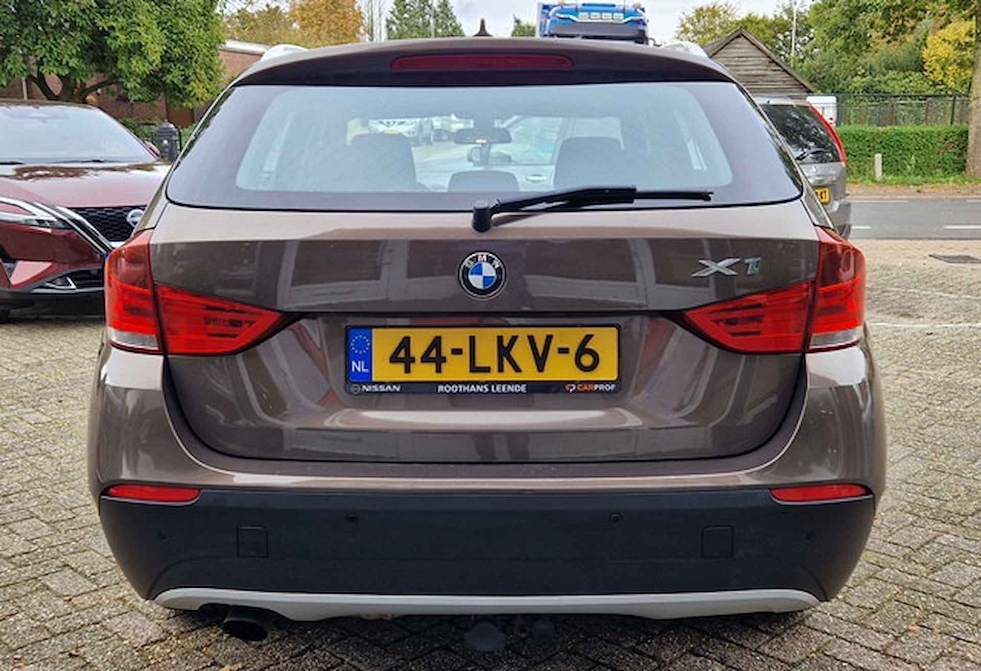 BMW X1 1.8i 150PK sDrive A/T Executive Navigation Pack & Trekhaak 1700KG - 3/17