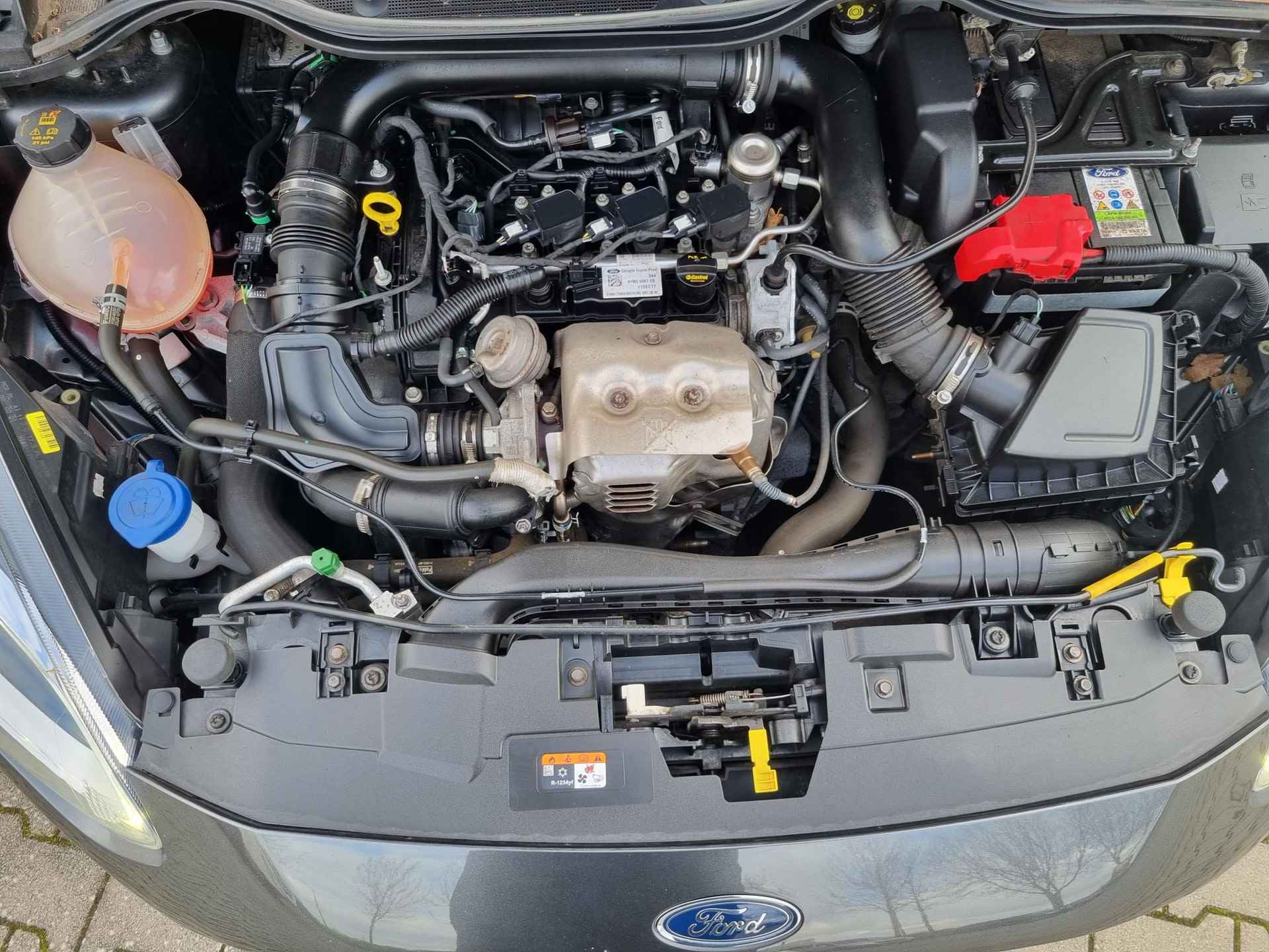 Ford Fiesta 1.0 EcoBoost Titanium - 44/46