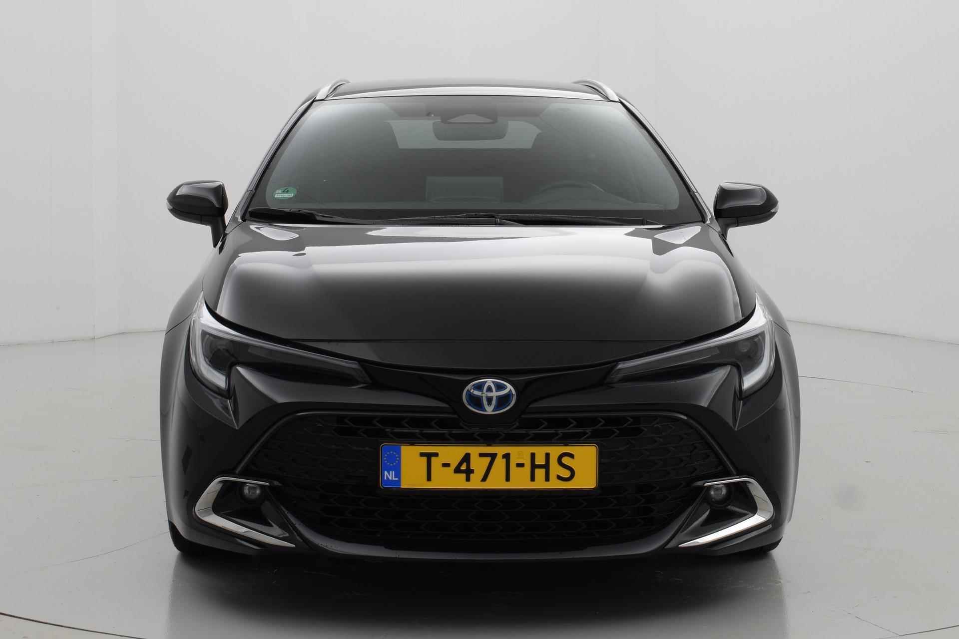 Toyota Corolla Touring Sports 1.8 Hybrid First Edition - 2/62