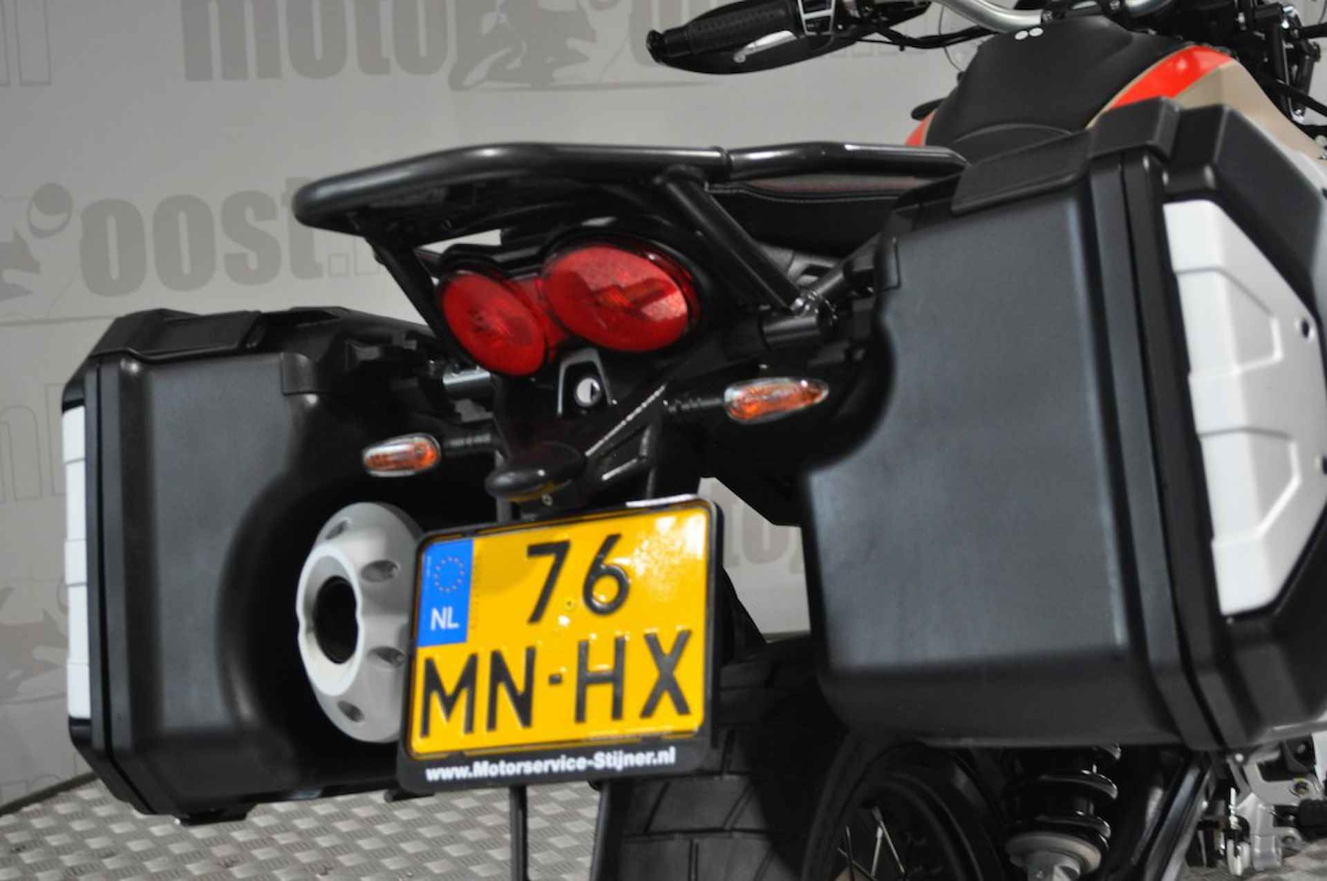 MOTO GUZZI V 85 Tt TRAVEL - 14/20