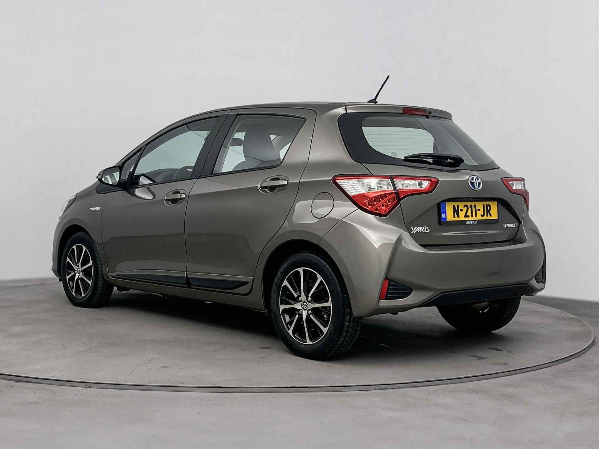 Toyota Yaris 1.5 Hybrid Design Sport Limited | Camera | Climate Control | LM velgen | - 16/41