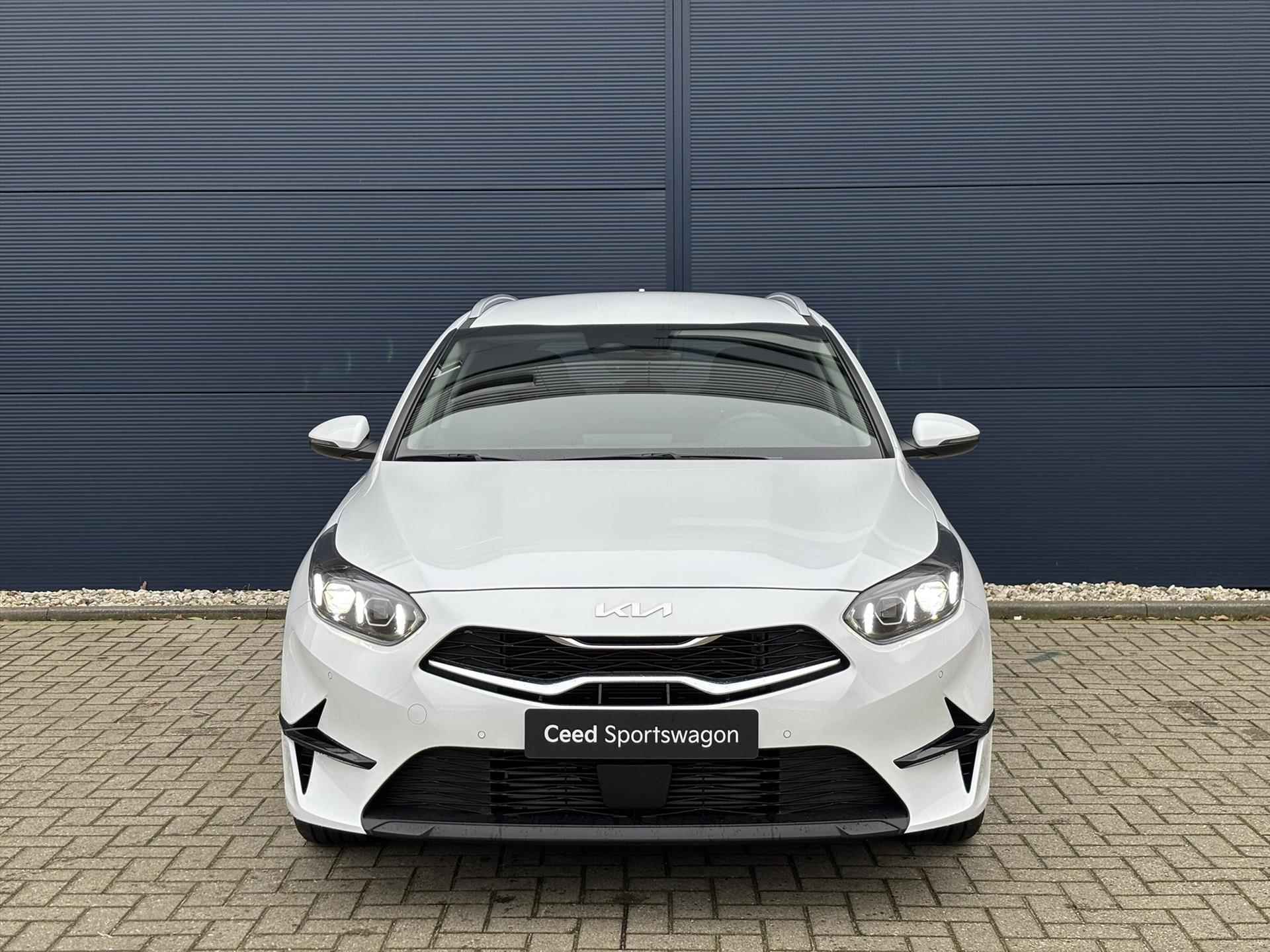 Kia Ceed Sw DynamicLine 1.5 T-GDI | Apple Carplay / Android Auto | Navigatie | Parkeercamera | Climate Control | Cruise Control | DIRECT LEVERBAAR - 3/29