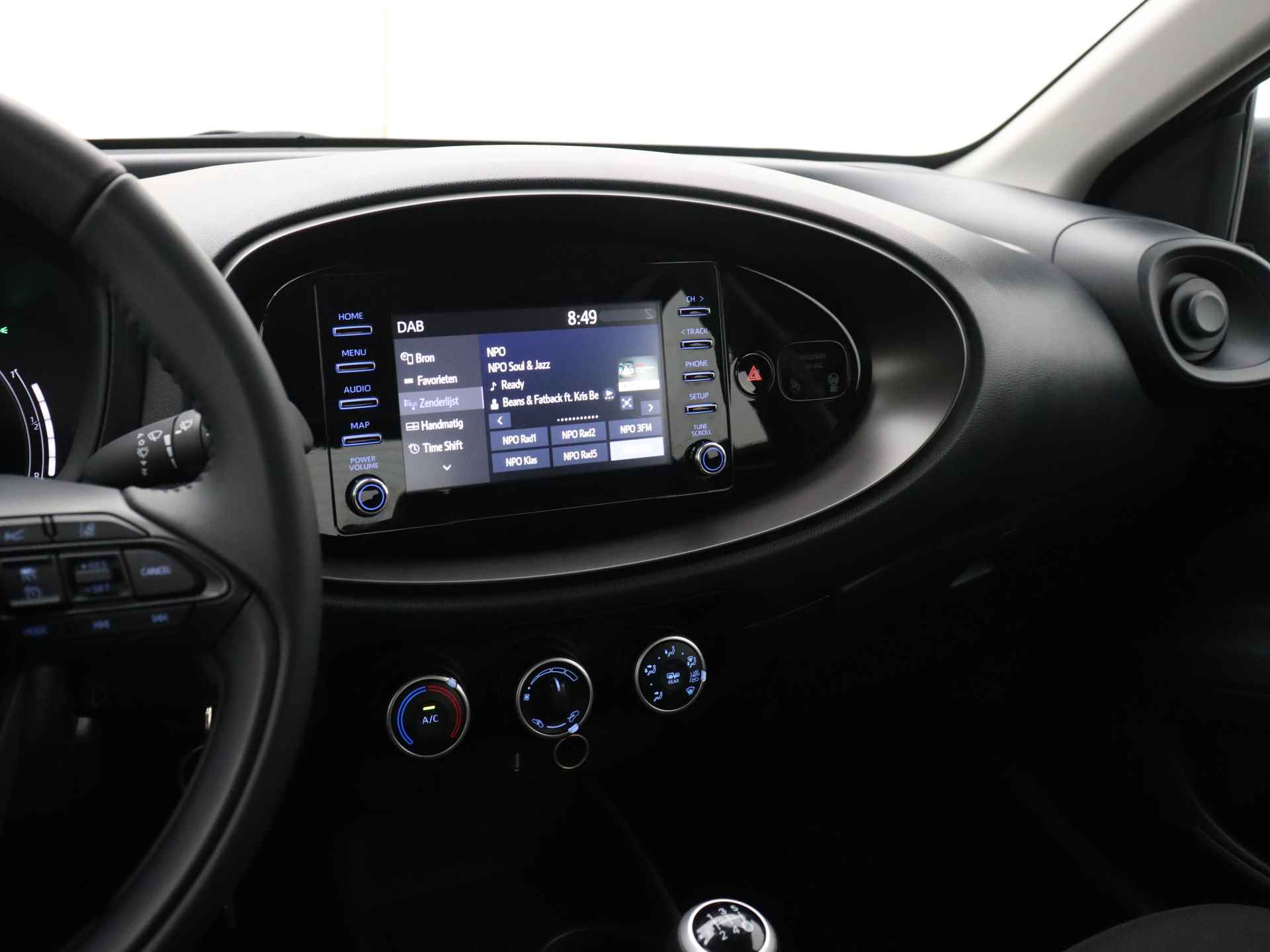 Toyota Aygo X 1.0 VVT-i MT play | Airco | Camera | Apple Carplay/Android Auto | - 8/41