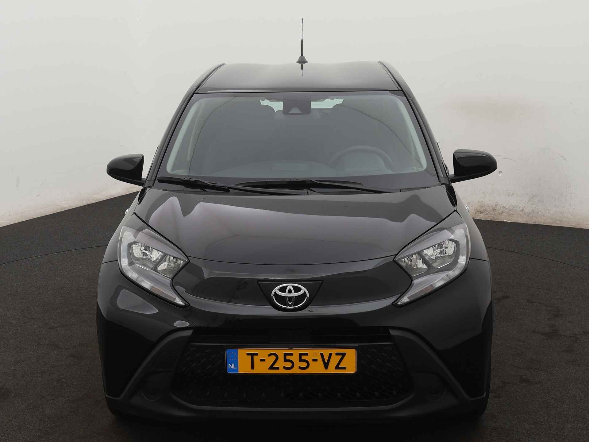 Toyota Aygo X 1.0 VVT-i MT play | Airco | Camera | Apple Carplay/Android Auto | - 28/41