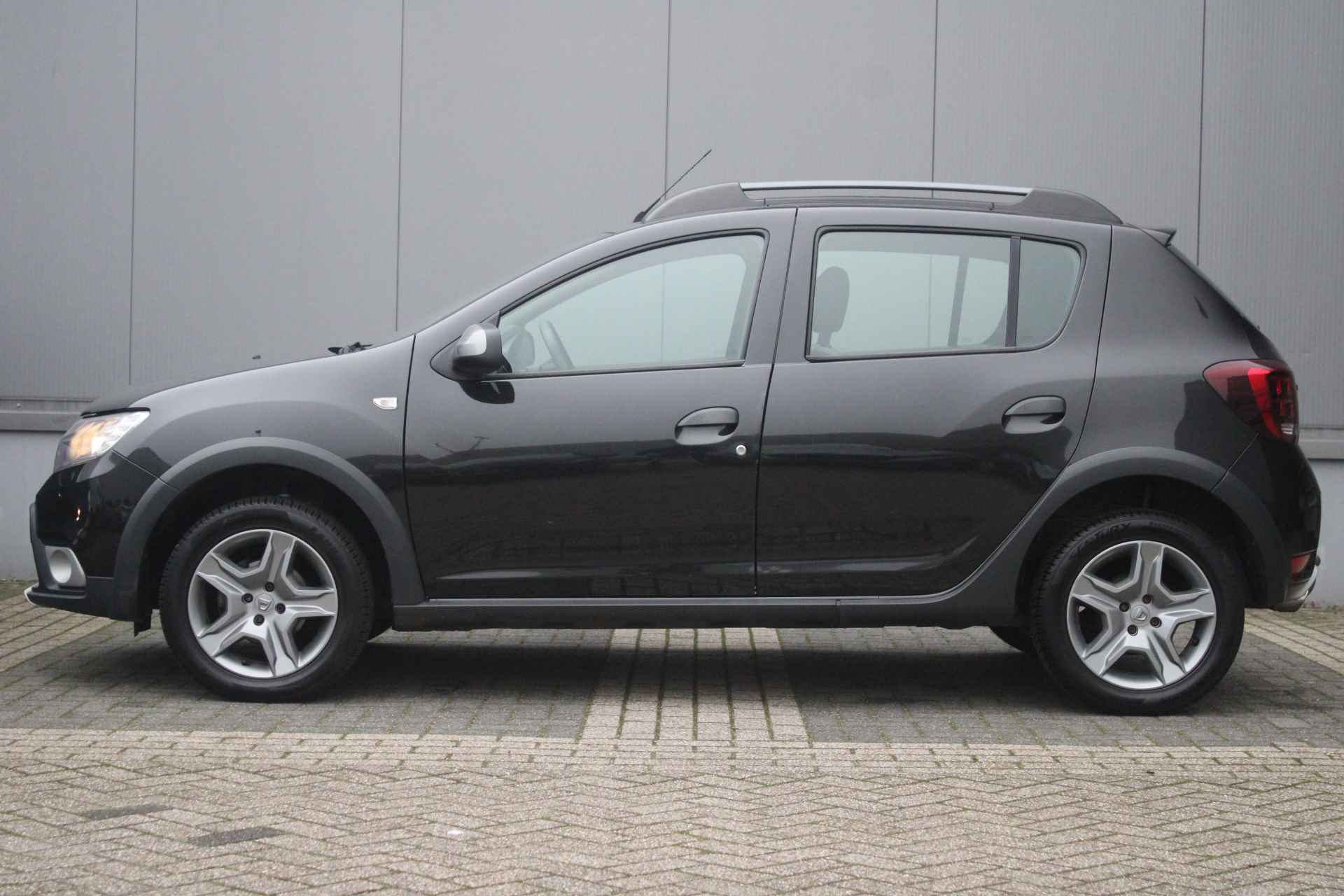 Dacia Sandero 0.9 TCe Bi-Fuel SL Stepway NAVI | PDC ACHTER | CRUISE CONTROL | 16" LMV | - 3/26