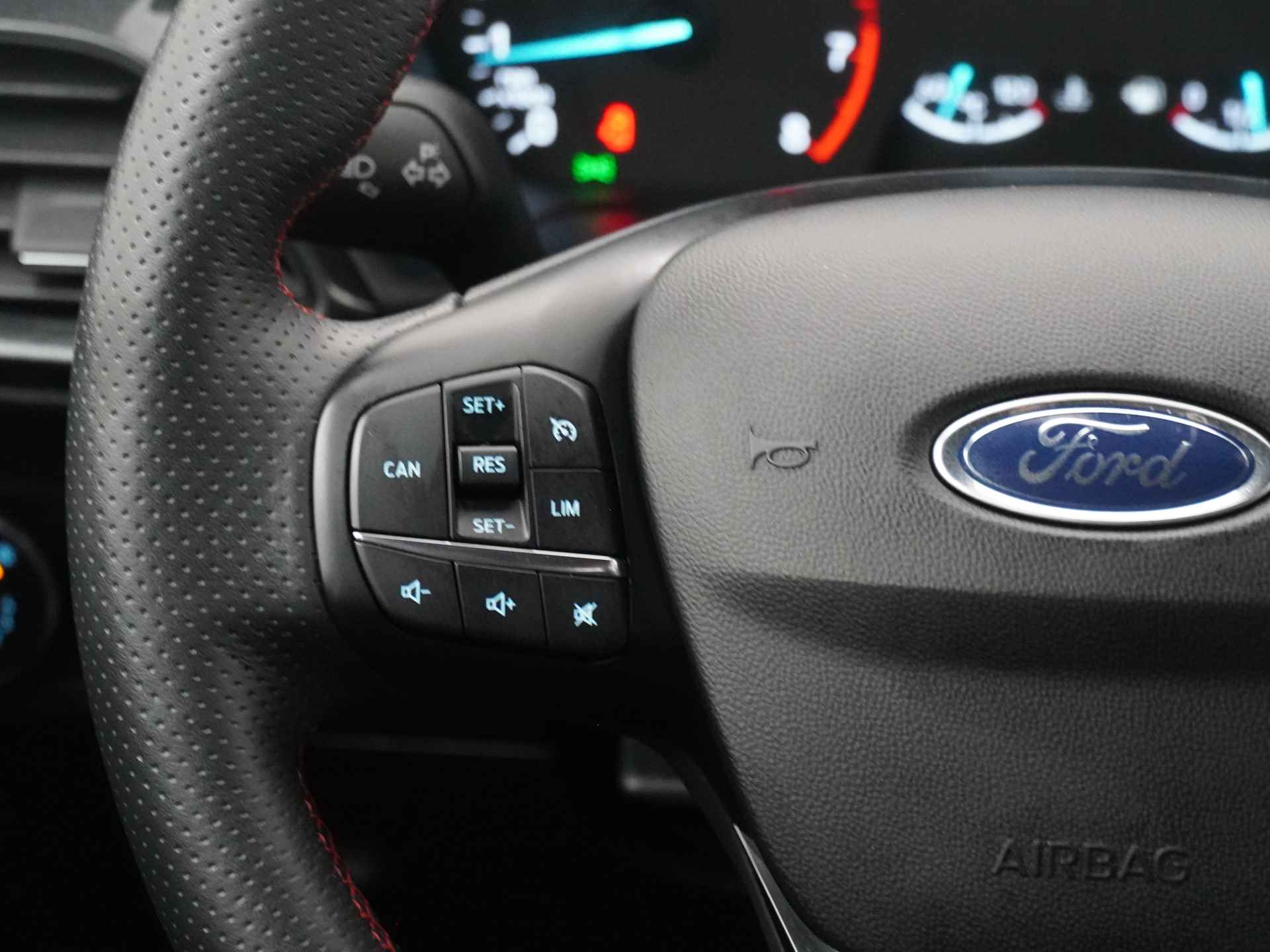 Ford Fiesta EcoBoost Hybrid 125 pk ST-Line | Winter Pack | LED | Apple Carplay | Clima | Navi | All Seasonbanden | - 13/17