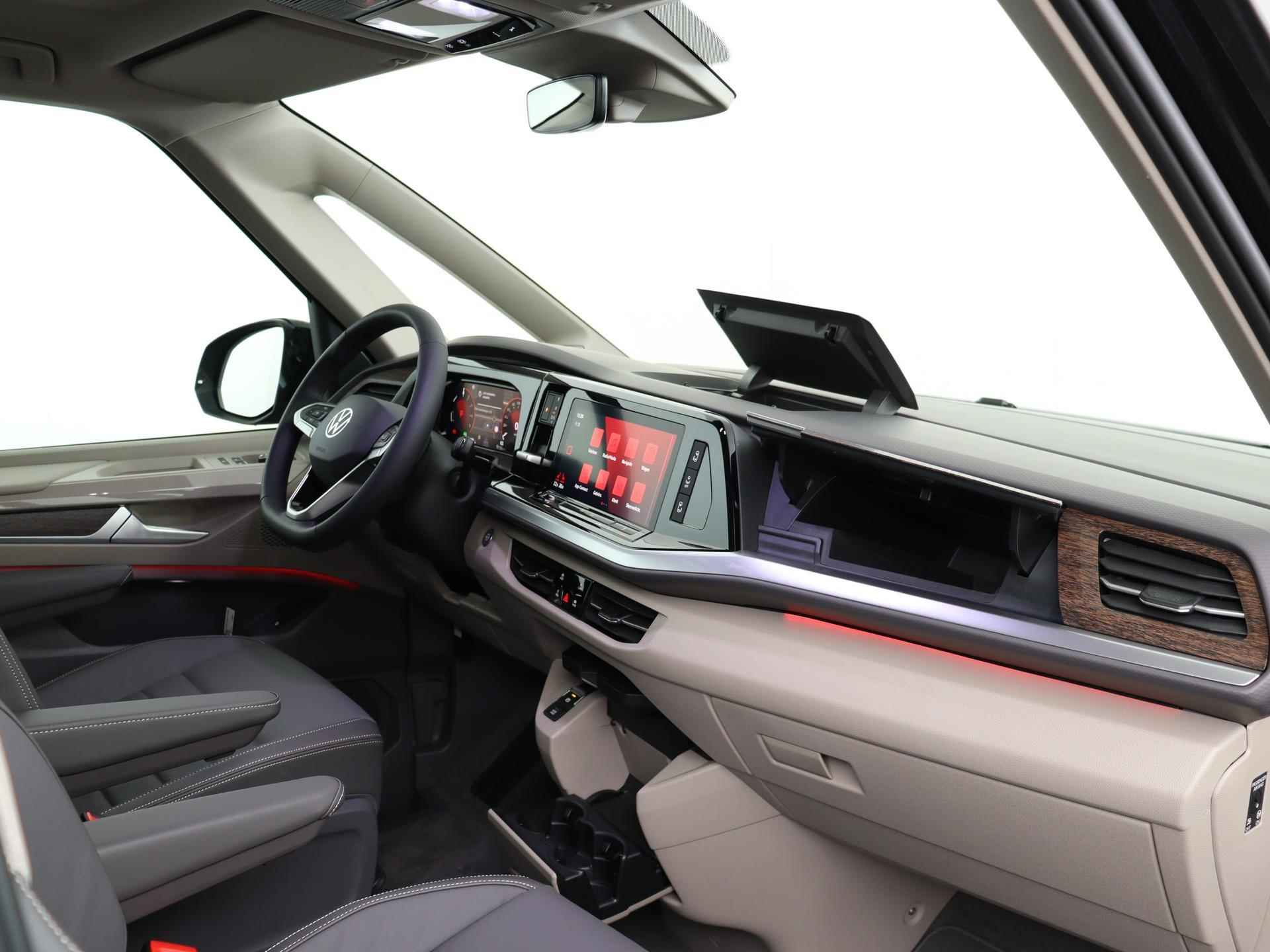 Volkswagen Multivan 1.4 eHybrid L2H1 Style | Direct leverbaar | Head up | Adaptive cruise control | 7 persoons VIS a VIS | Trekhaak | Chrome lijst | App connect | Leder | Travel assist | - 35/76