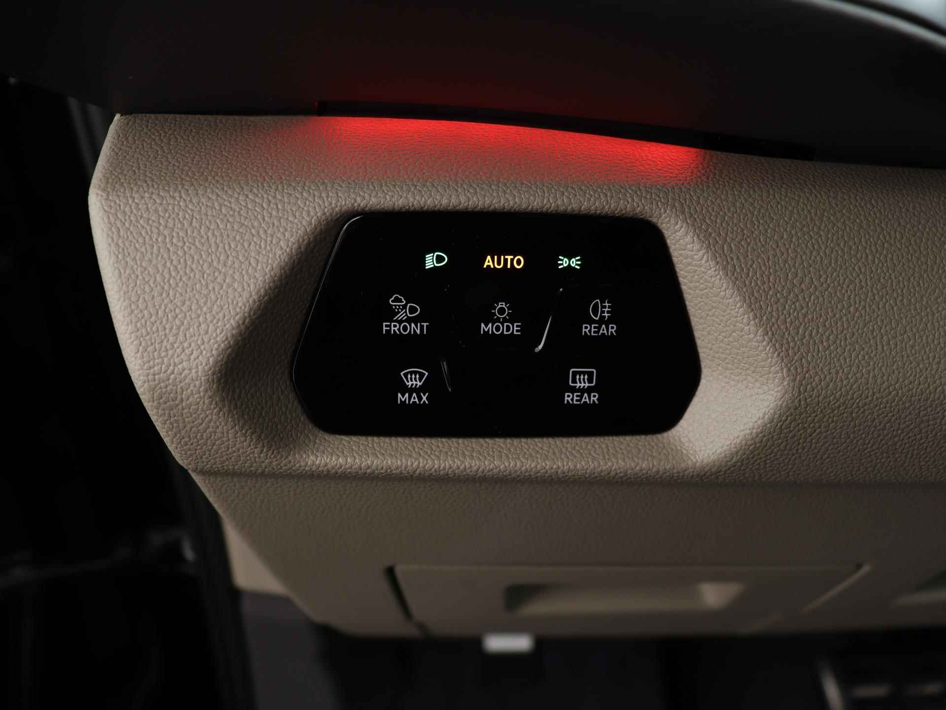 Volkswagen Multivan 1.4 eHybrid L2H1 Style | Direct leverbaar | Head up | Adaptive cruise control | 7 persoons VIS a VIS | Trekhaak | Chrome lijst | App connect | Leder | Travel assist | - 42/76