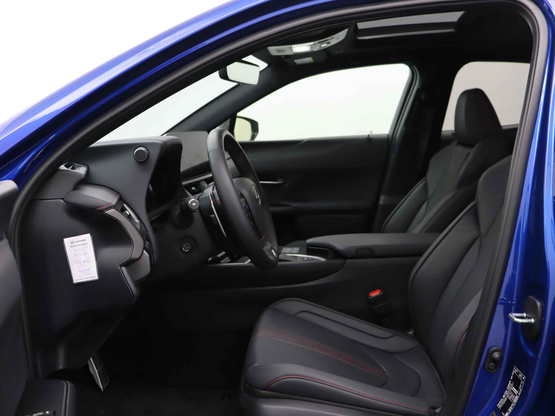 Lexus UX 250h F Sport Line | Head Up Display | Open dak | 360 Camera | Stoelkoeling | - 15/35