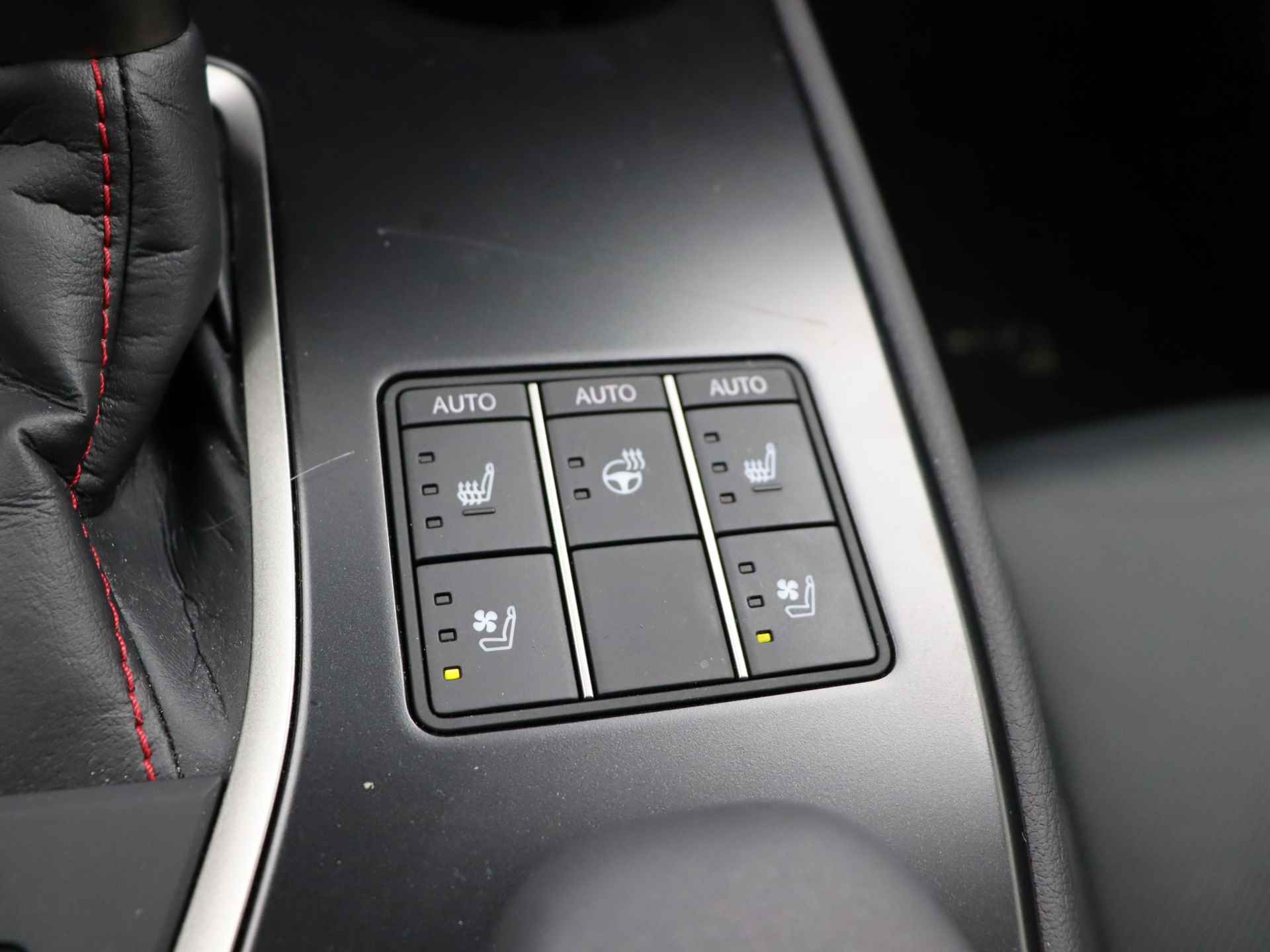 Lexus UX 250h F Sport Line | Head Up Display | Open dak | 360 Camera | Stoelkoeling | - 27/35