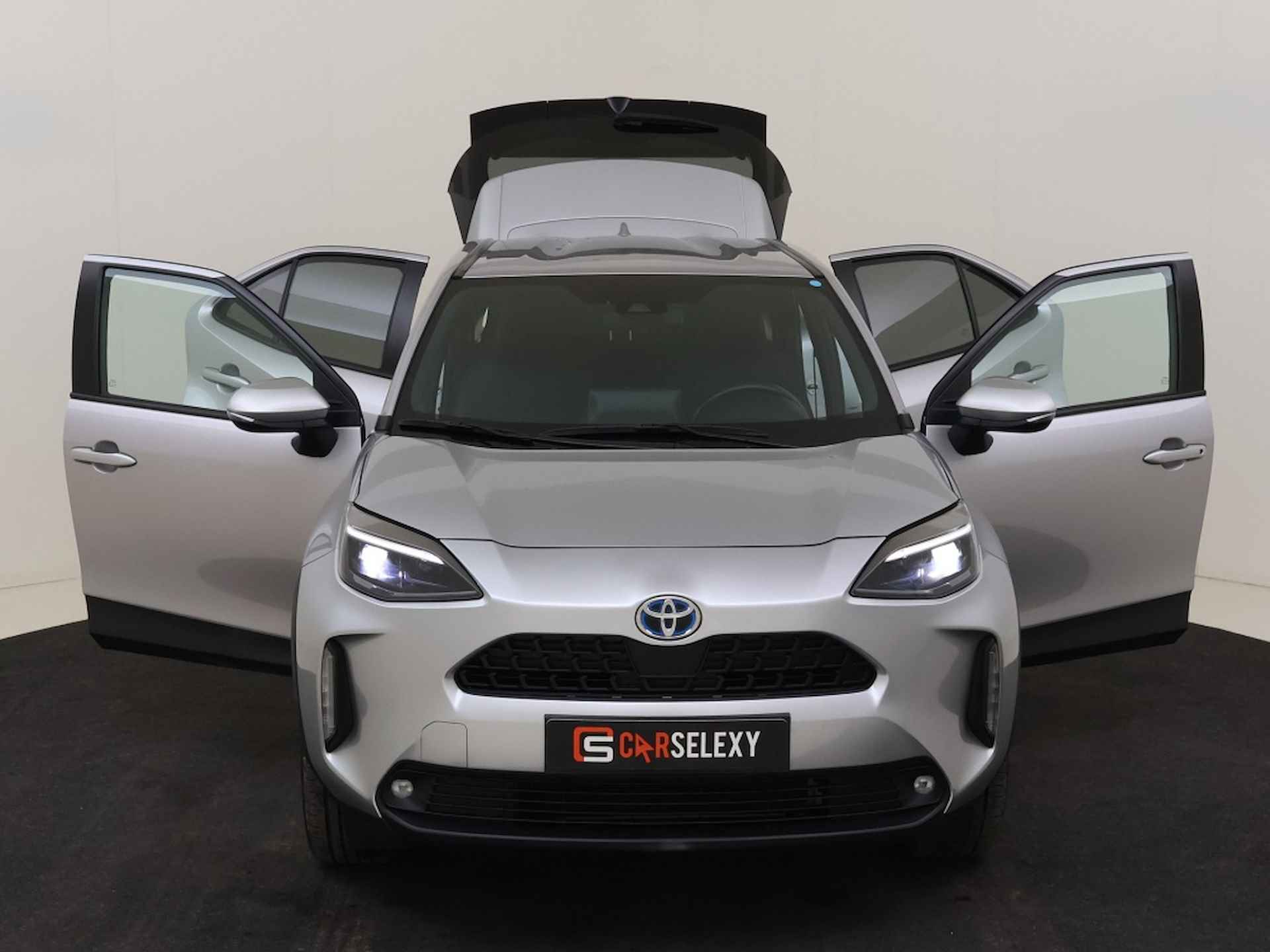 Toyota Yaris Cross 1.5 Hybrid Dynamic Navigatie Clima Velgen Carplay - 34/37