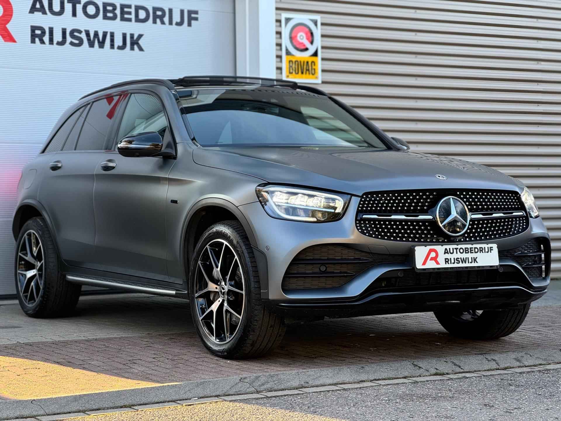 Mercedes-Benz GLC-klasse 300e 4MATIC Premium Plus Pano/360/Keyless - 10/25