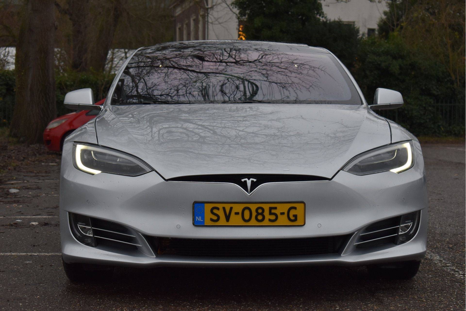 Tesla Model S 75D Base incl. BTW | 4x4 | NL- AUTO | Autopilot | Panoramadak | Luchtvering | Supercharged laden | Camera | 21' inch | Dodehoek detectie | Voorstoelen verwarmd - 8/50