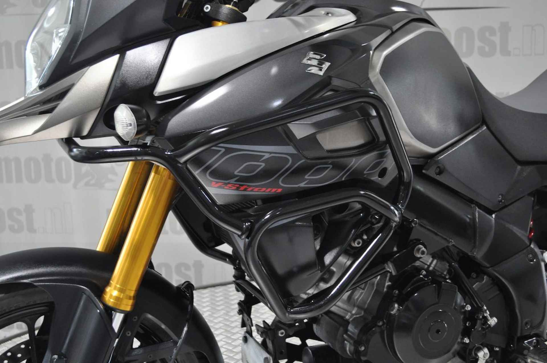 SUZUKI Dl 1000   Abs V-STROM - 10/19