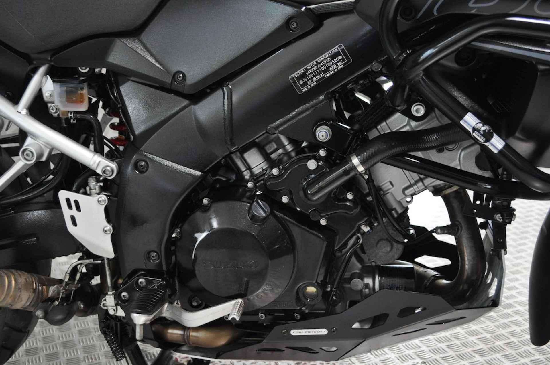 SUZUKI Dl 1000   Abs V-STROM - 13/19