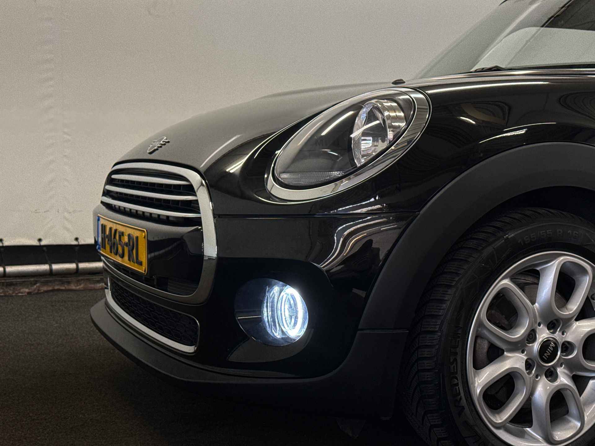 Mini Mini 3-Deurs (f56) 1.5 COOPER CHROME LINE BUSINESS 136PK NAVI SCHUIFDAK TEL CRUISE PDC NAP - 9/27