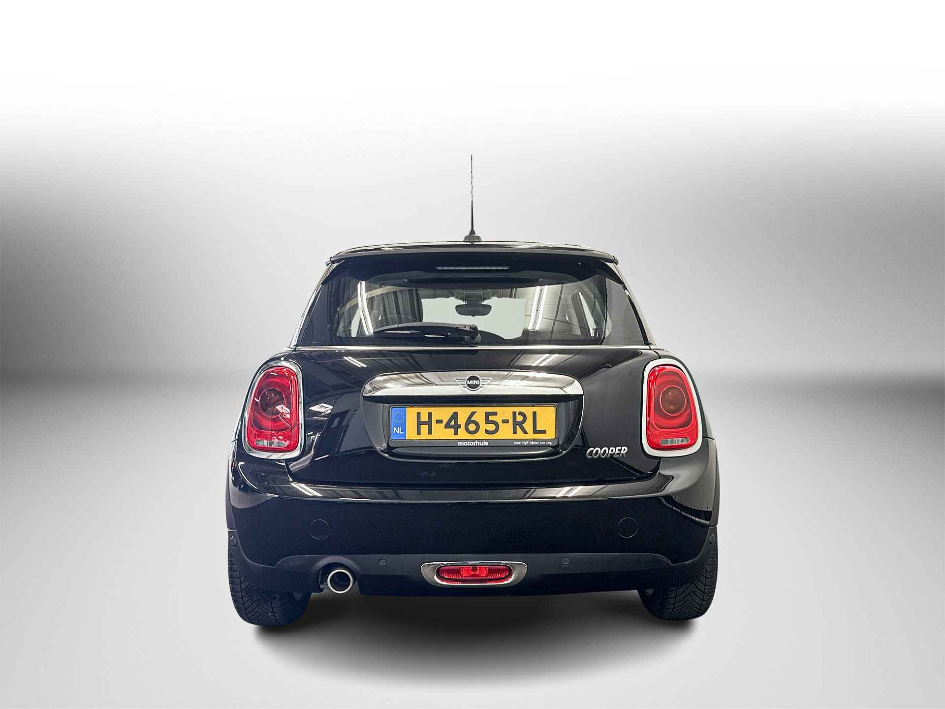 Mini Mini 3-Deurs (f56) 1.5 COOPER CHROME LINE BUSINESS 136PK NAVI SCHUIFDAK TEL CRUISE PDC NAP - 4/27