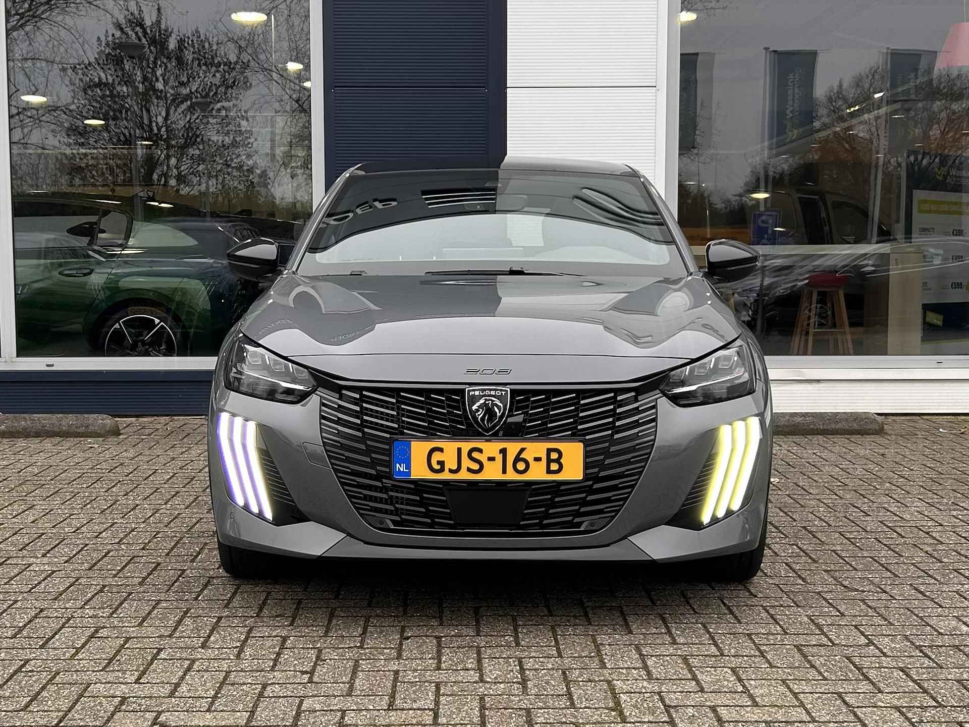 Peugeot 208 1.2 Hybrid 100 e-DCS6 | Panoramadak | Parkeerhulp voor, achter met camera | Adaptive cruise control  | Climate control | Navigatie| Demo voertuig| - 2/46