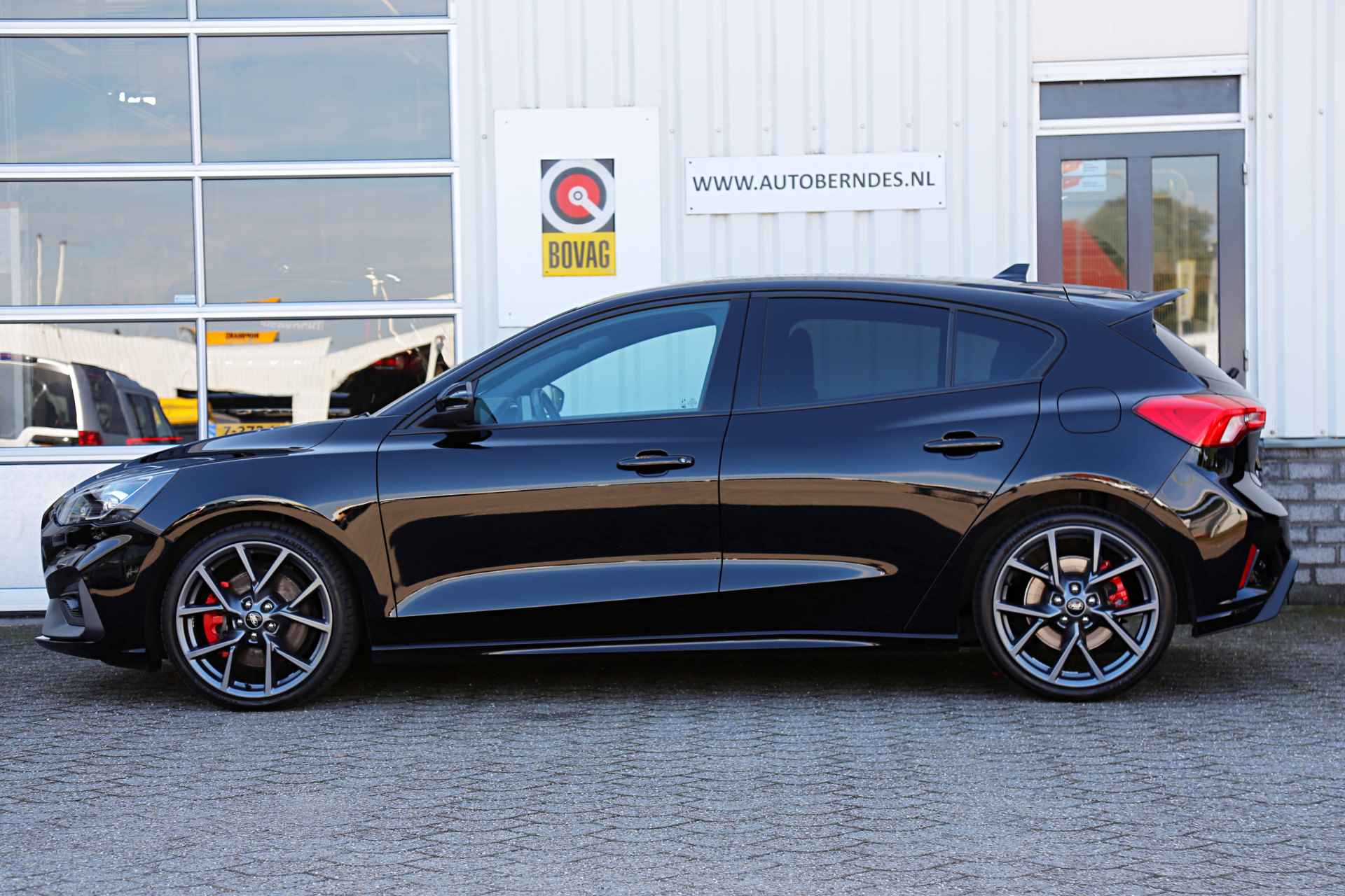 Ford Focus 2.3 EcoBoost ST 280PK*Perfect Ford Onderh.*1ste Eig.*BTW*Digi Klokken/B&O/Recaro/Stoelverw./Stuurverw./Keyless Entry+Go/Apple Ca - 48/63