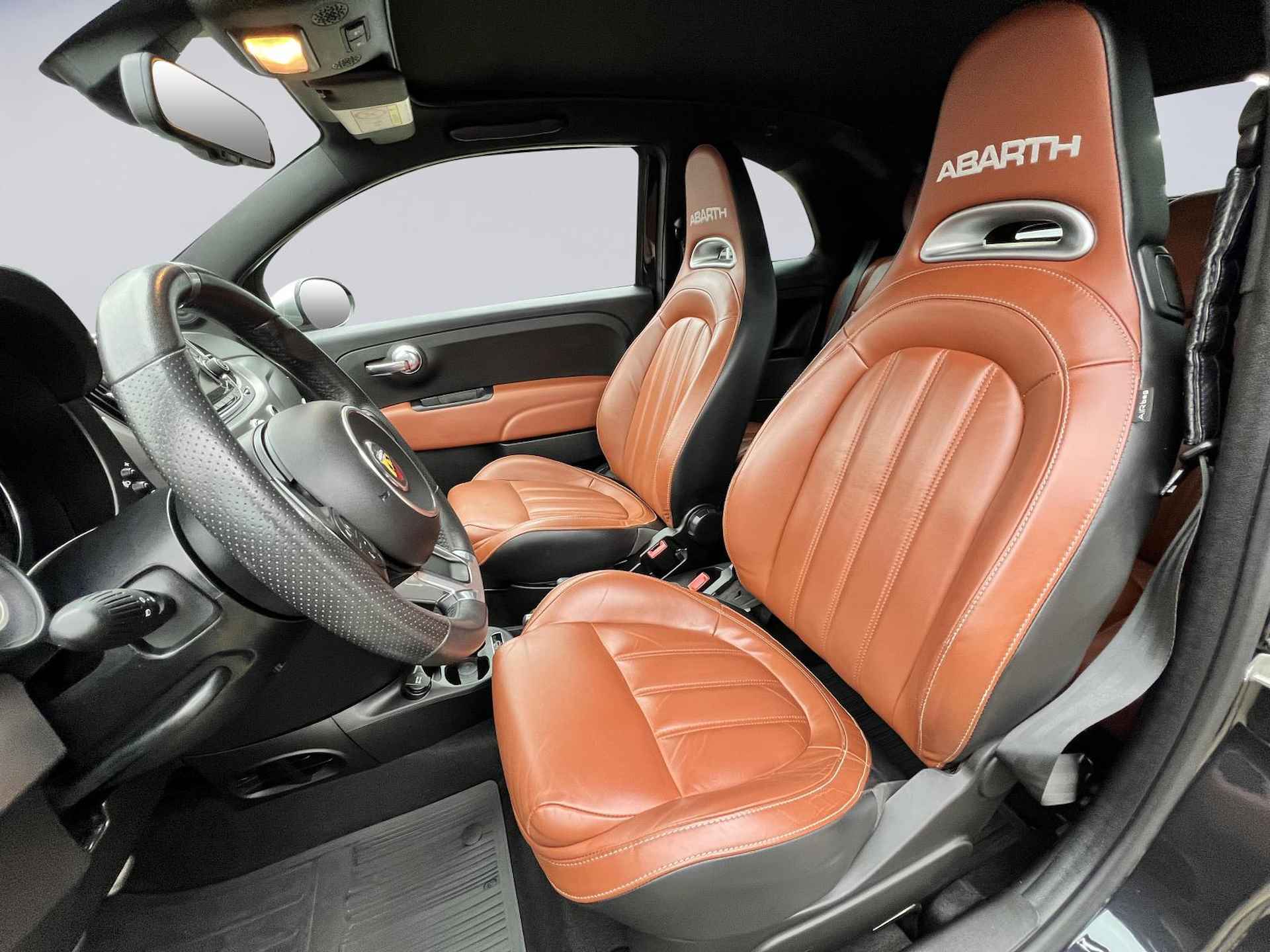 Fiat 500 C 1.4 T-Jet Abarth Turismo 595, Bruin Leder, Beats, Climate Control, Apple Carplay, Navigatie (MET GARANTIE*) - 17/37