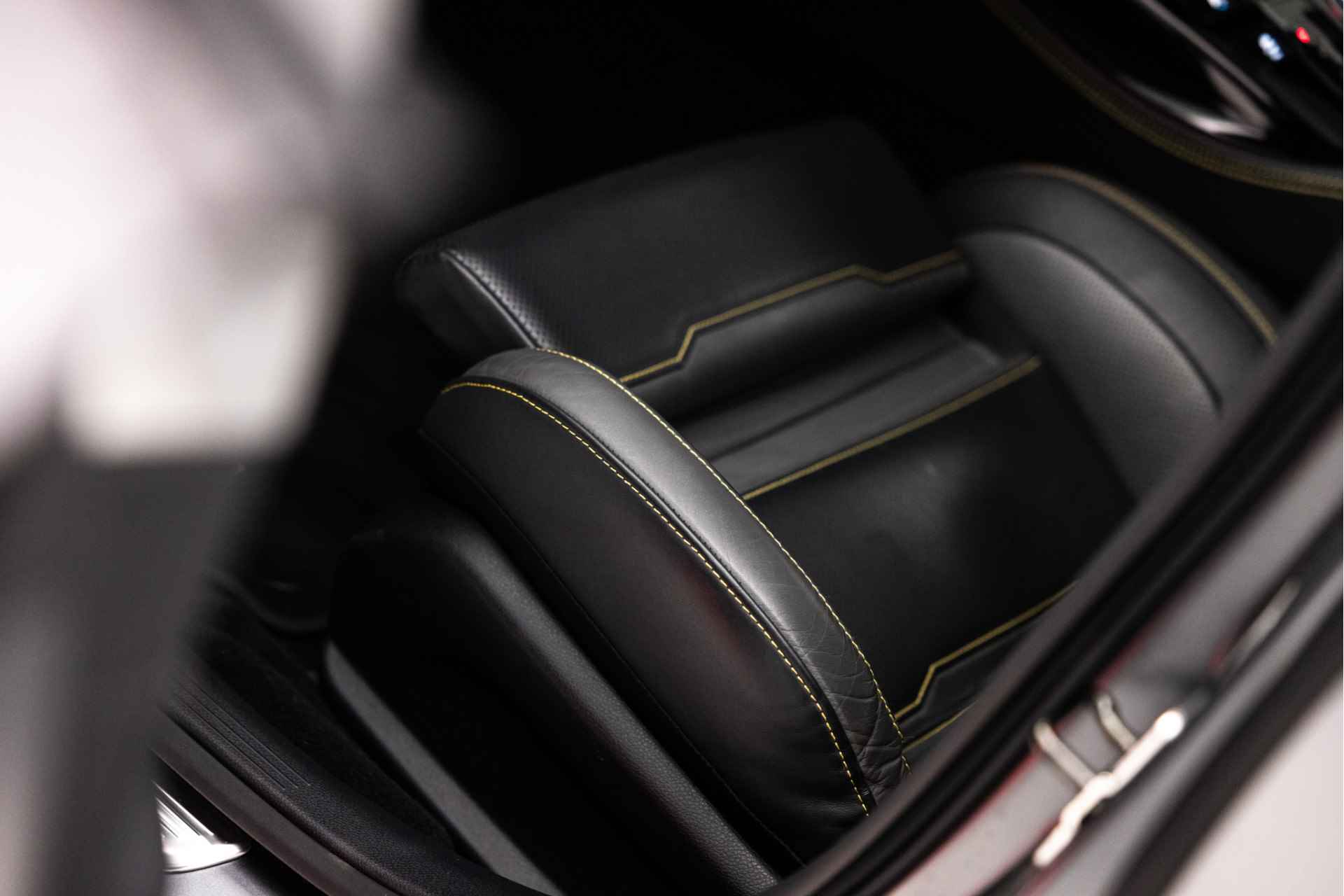 Mercedes-Benz AMG GT 4-Door Coupe 63 S E Performance 843 PK | Keramisch | Aero | Pano | Carbon - 24/76