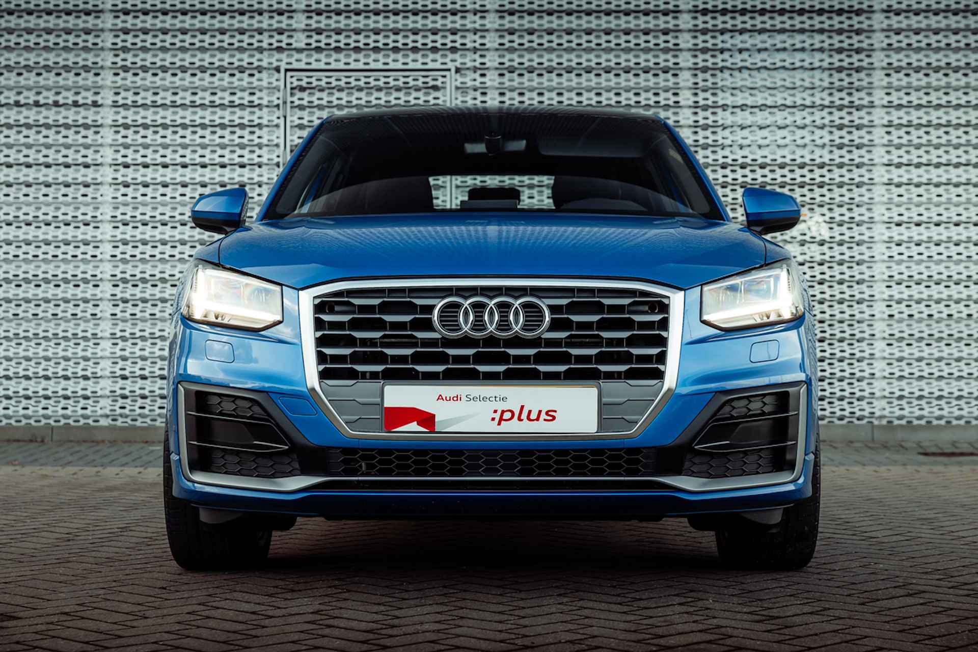 Audi Q2 35 TFSI 150pk s-tronic S Edition | S-line Interieur & Exterieur | Panoramadak | LED | Navigatie | 19" LM velgen - 6/32