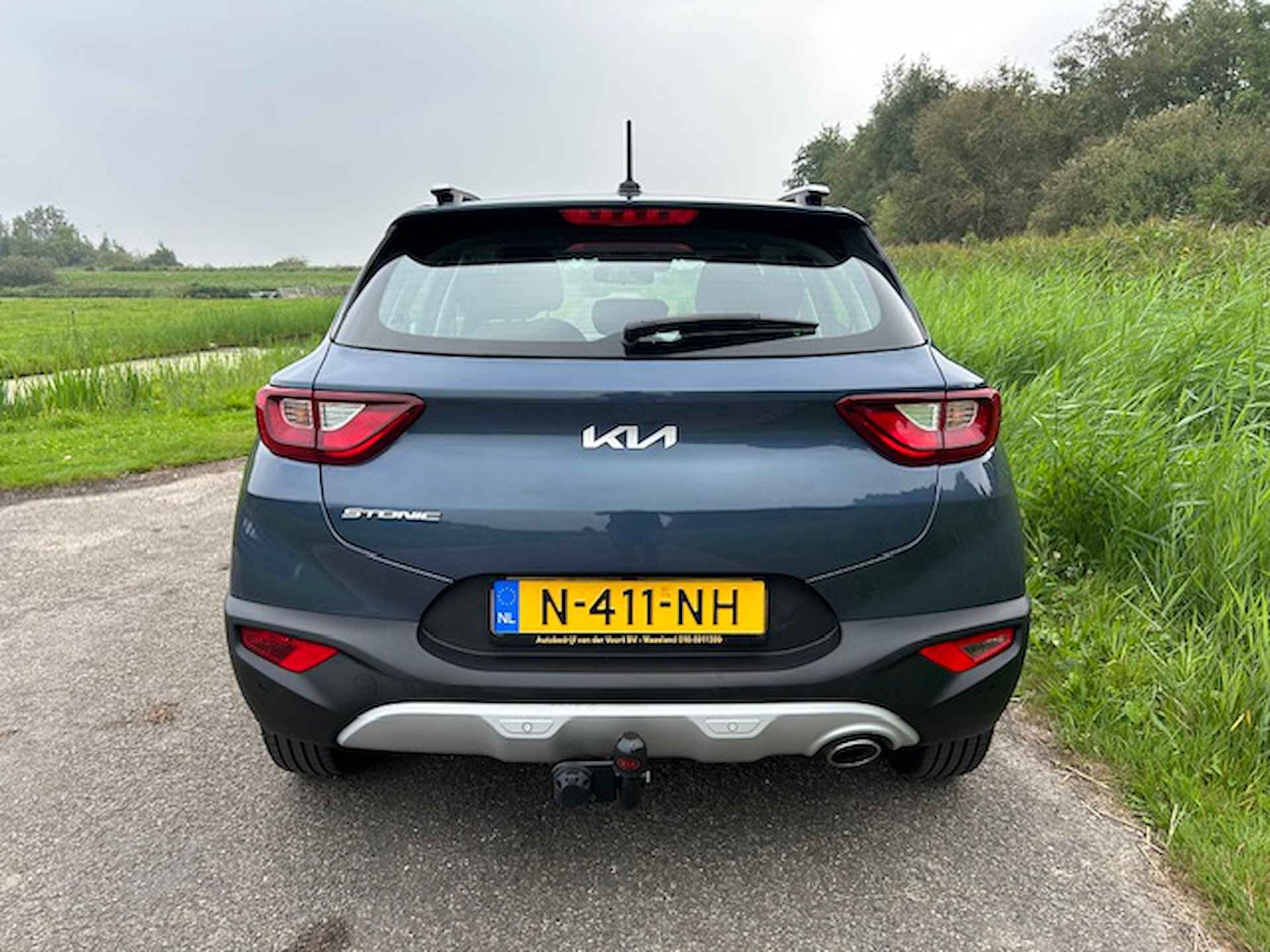 KIA Stonic 1.0 T-GDi 100pk DynamicLine | Apple carplay / Android auto | Trekhaak | Camera | Pdc | LM velgen | NAP | Rijklaar prijs! - 9/25