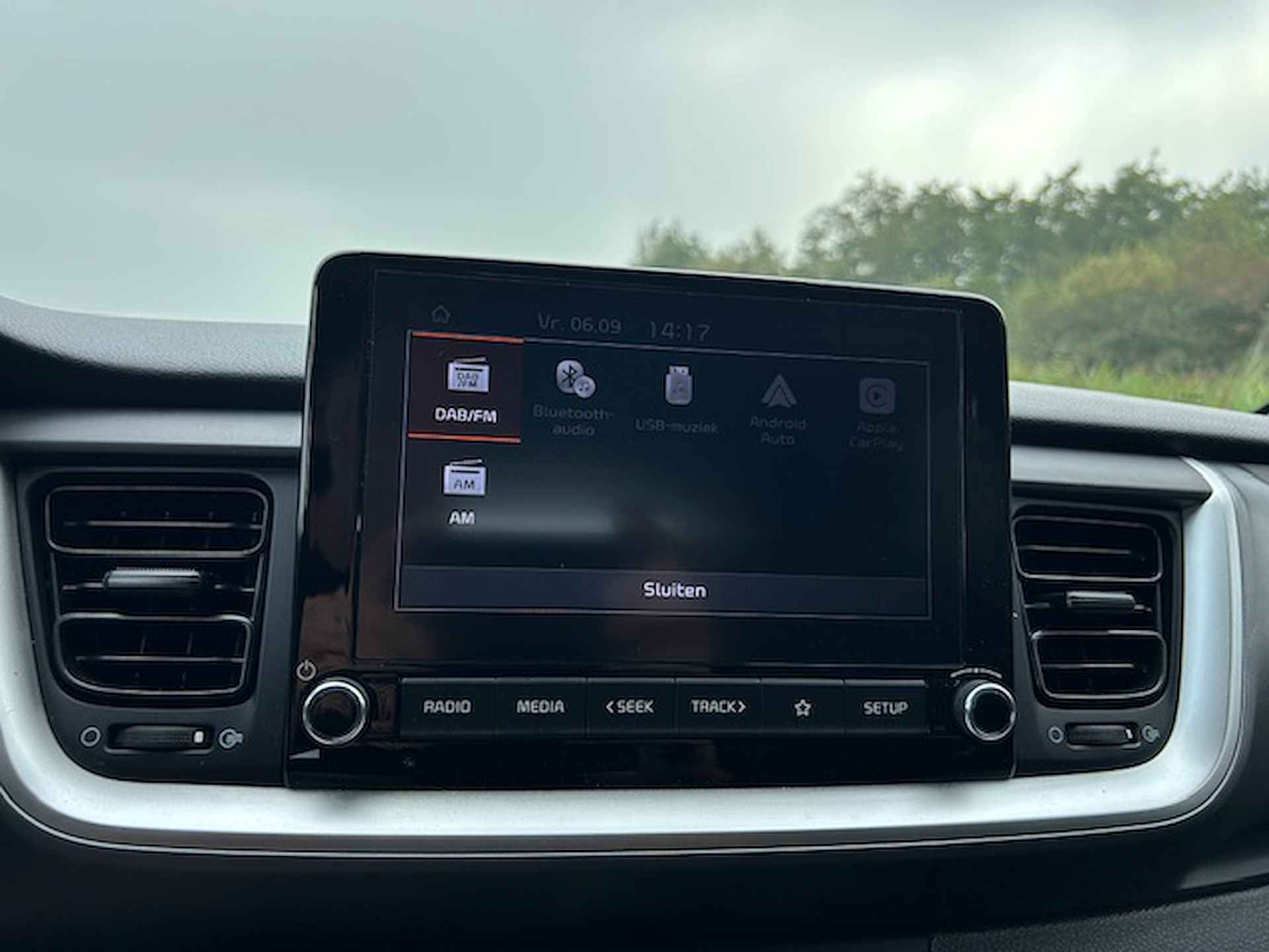 KIA Stonic 1.0 T-GDi 100pk DynamicLine | Apple carplay / Android auto | Trekhaak | Camera | Pdc | LM velgen | NAP | Rijklaar prijs! - 22/25