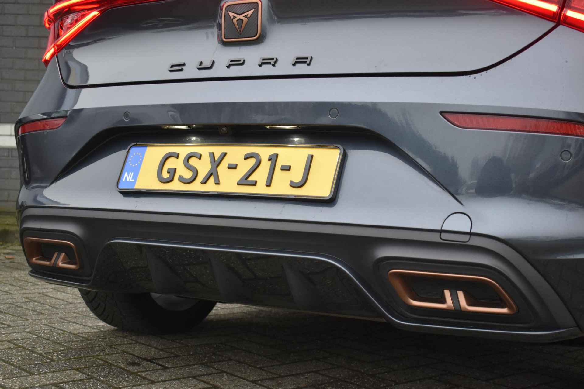 CUPRA Leon 1.4 e-Hybrid VZ Business / PHEV / Stoel - Stuurverwarming / Sfeerverlichting / Carplay - 18/45