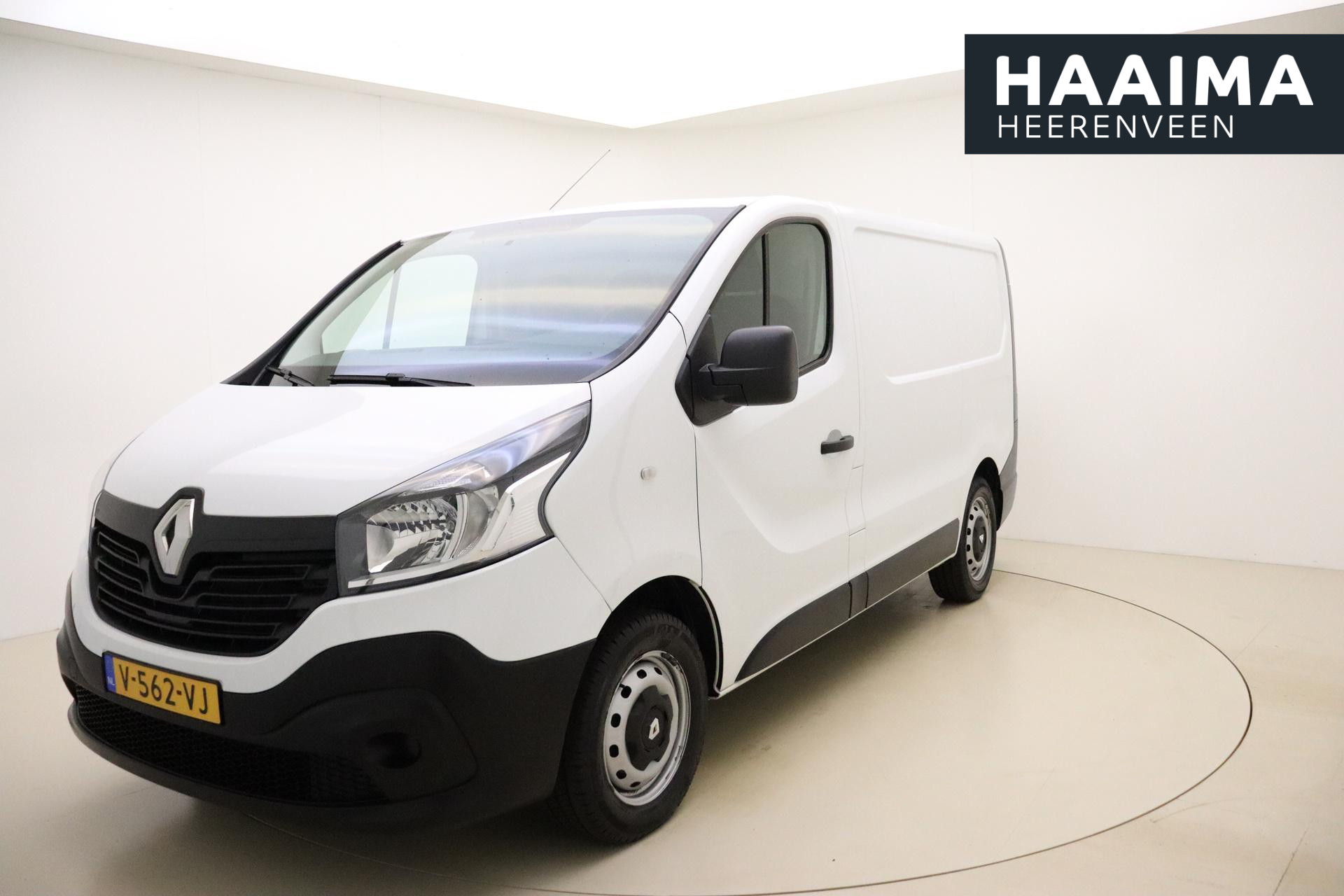 Renault Trafic 1.6 dCi 95pk T27 L1H1 Comfort | 3 Zitplaatsen | | Airco | Bluetooth | Cruise control | Electrische ramen | Trekhaak | Zijschuifdeur