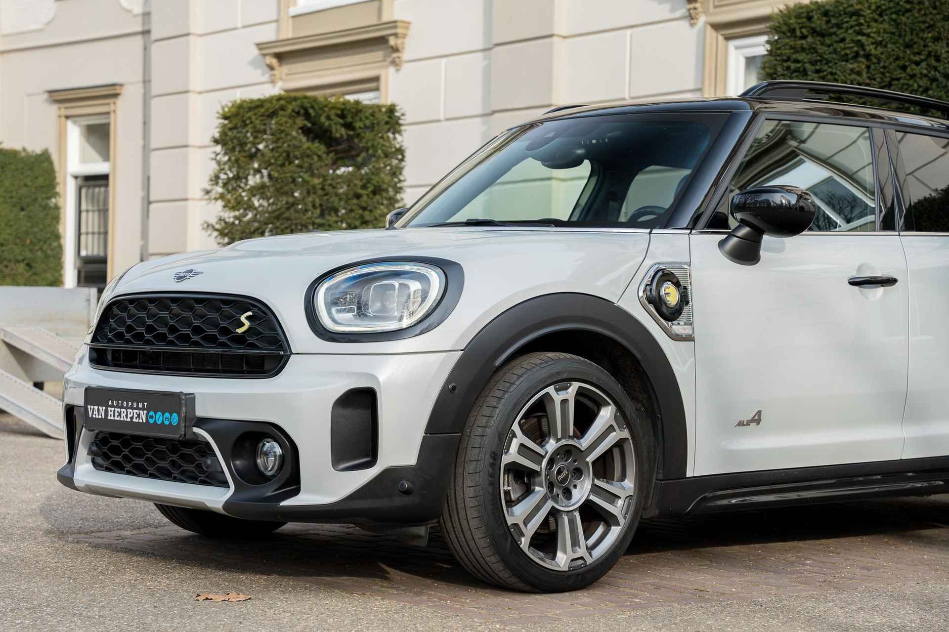 Mini Mini Countryman 2.0 Cooper S E ALL4 Classic LCI | PANO | H&K | CAMERA | CARPLAY | KEYLESS - 9/54