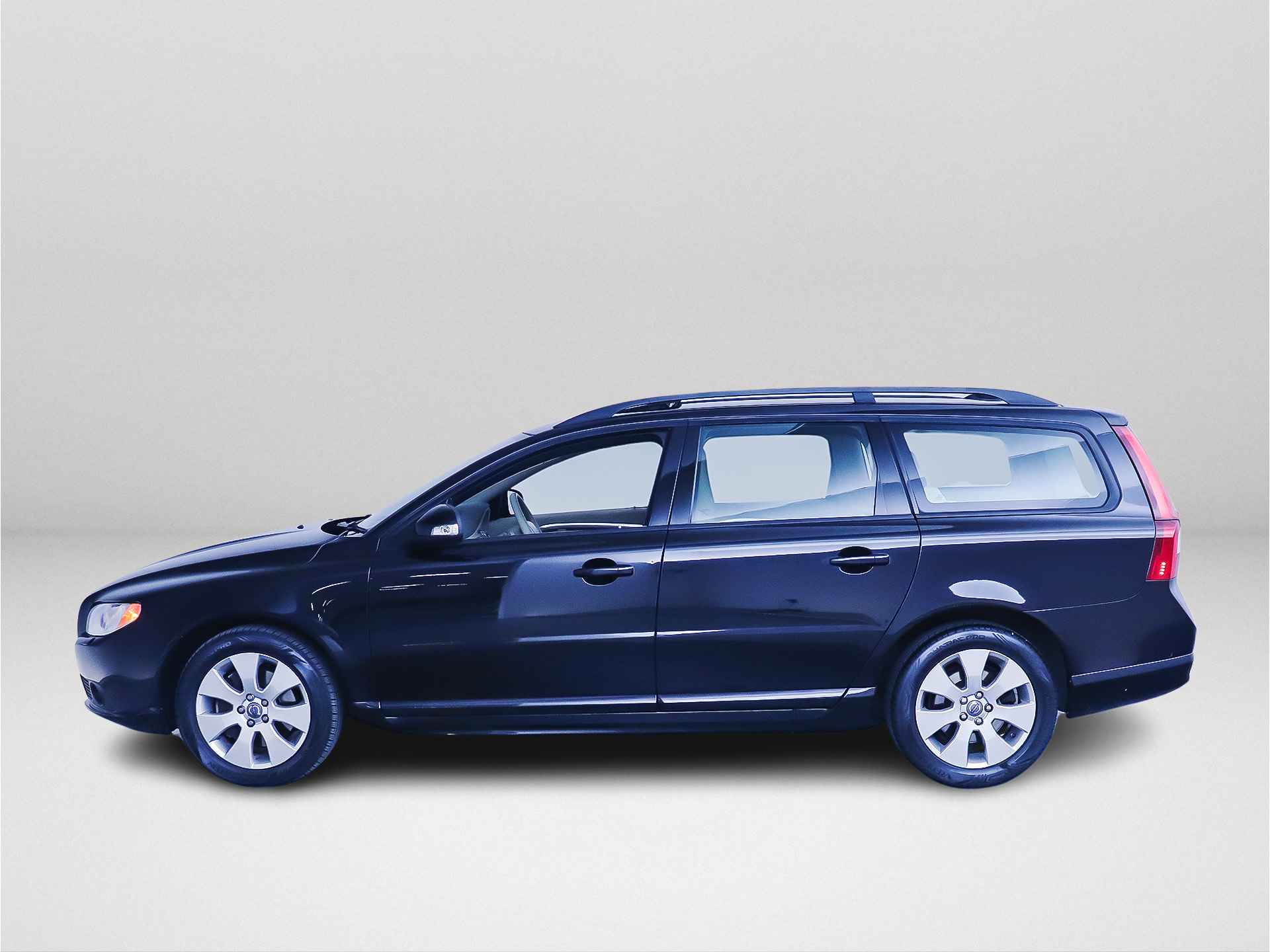 Volvo V70 D5 Aut. Kinetic | RHD | Stuur rechts | Stoelverwarming | Panoramadak - 5/30