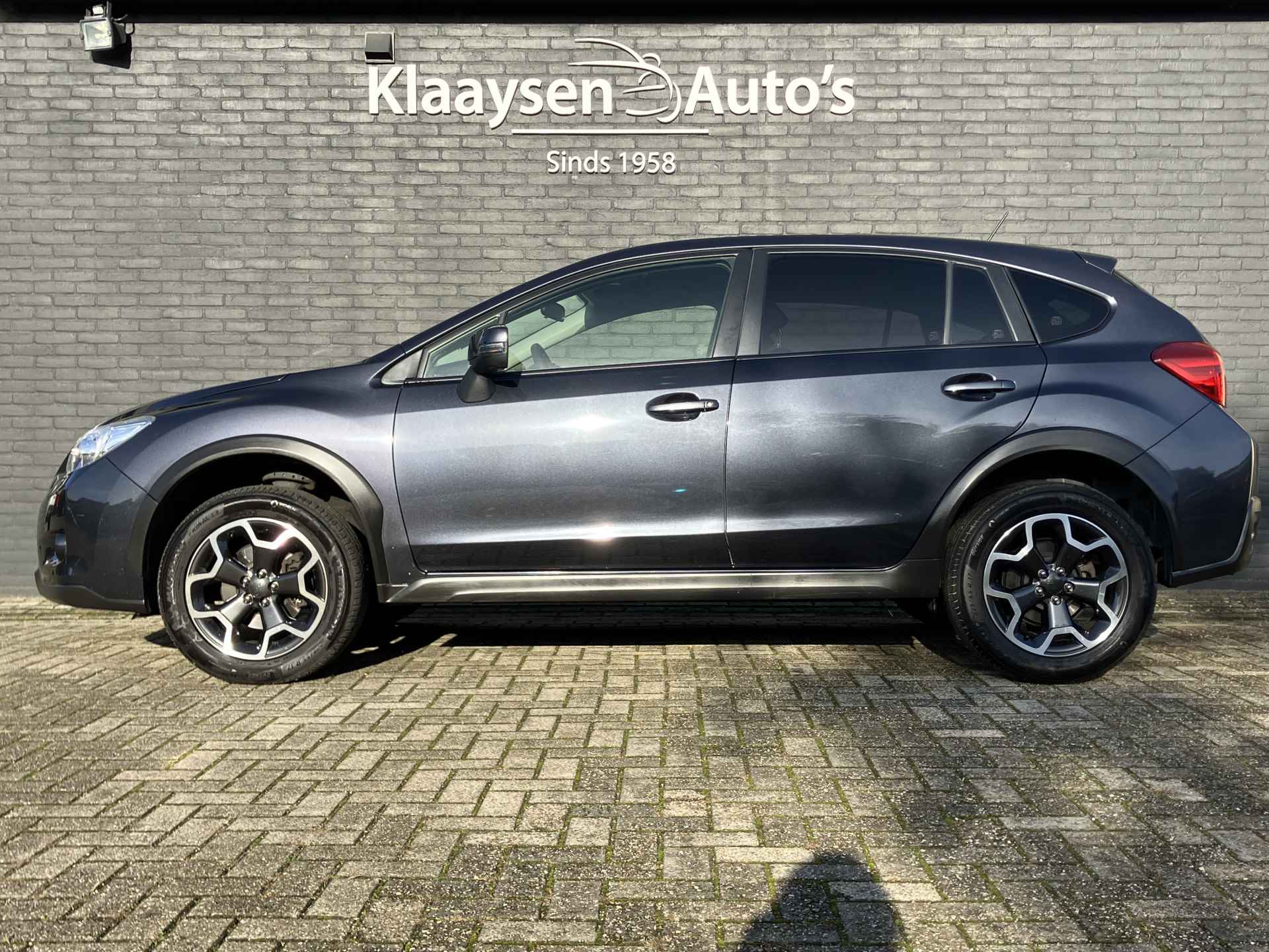 Subaru XV 2.0i Comfort AWD AUT. | dealer onderhouden | camera | climate control | afn. trekhaak | cruise control | stoelverwarming - 9/37