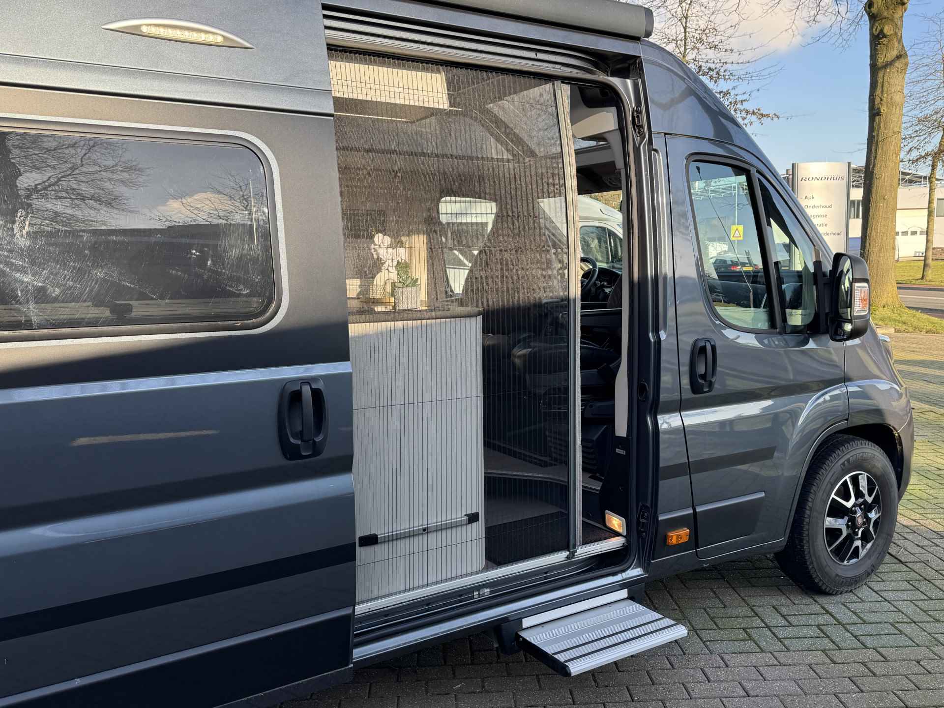 Adria Twin Supreme 640 SLB 160 pk AUTOMAAT 9-Traps Euro6 Fiat Ducato **Enkele lengtebedden/4 zitplaatsen/Luifel/Thule Vent/Trekhaak/Sl - 27/32